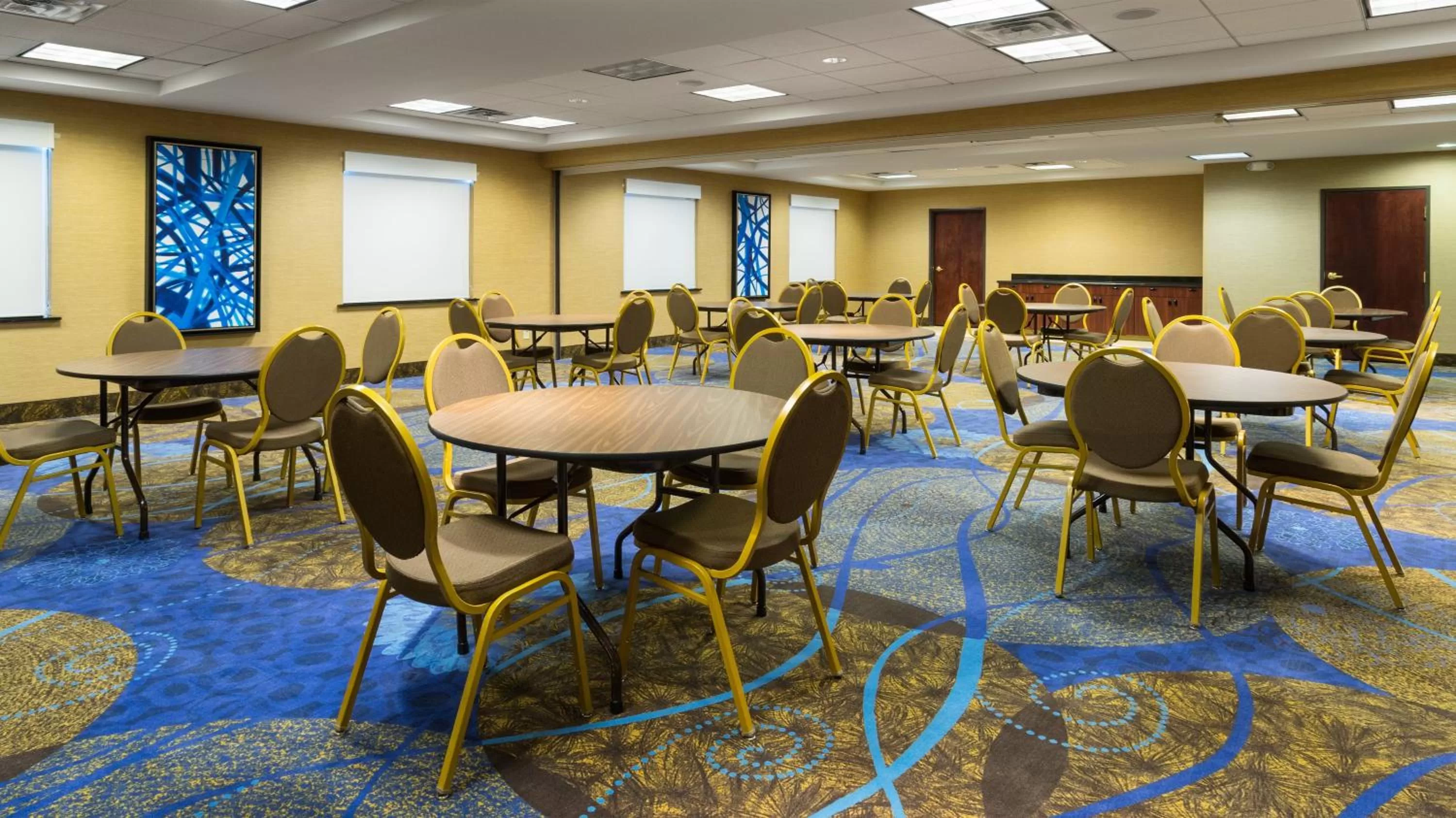 Meeting/conference room in Holiday Inn Express & Suites Midland Loop 250 by IHG