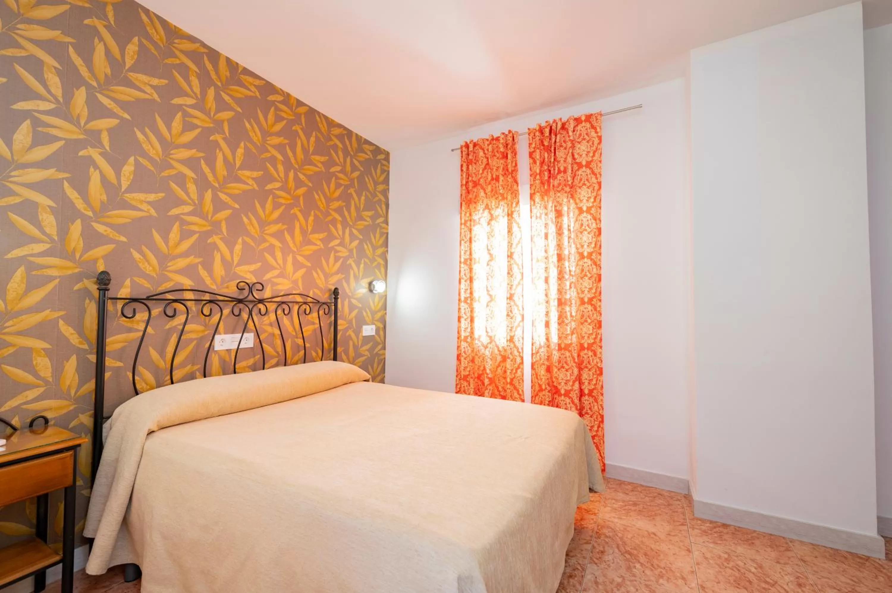 Property building, Bed in Hotel Manzanito