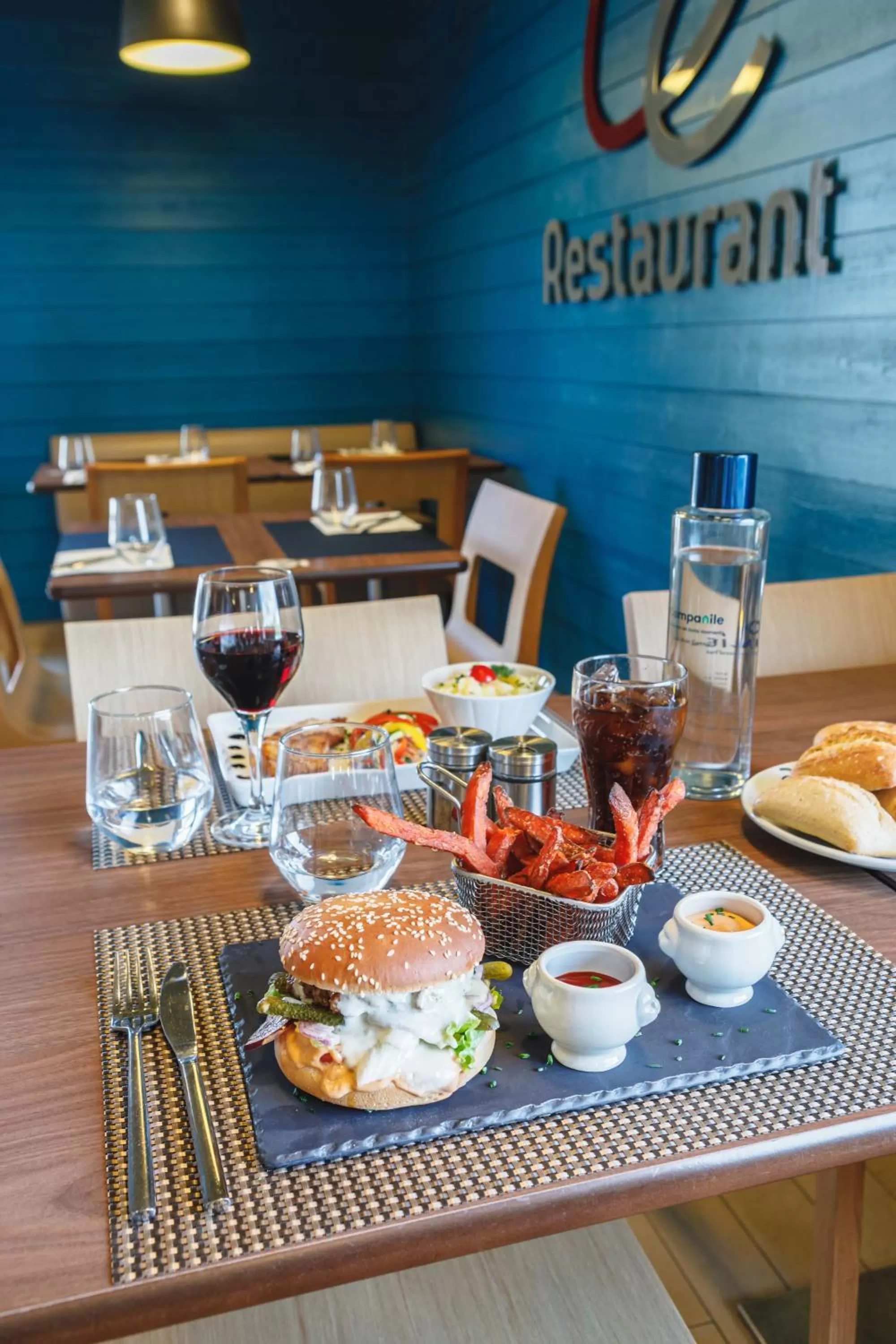 Restaurant/places to eat in Campanile NATURE - Lyon Est Bron Eurexpo