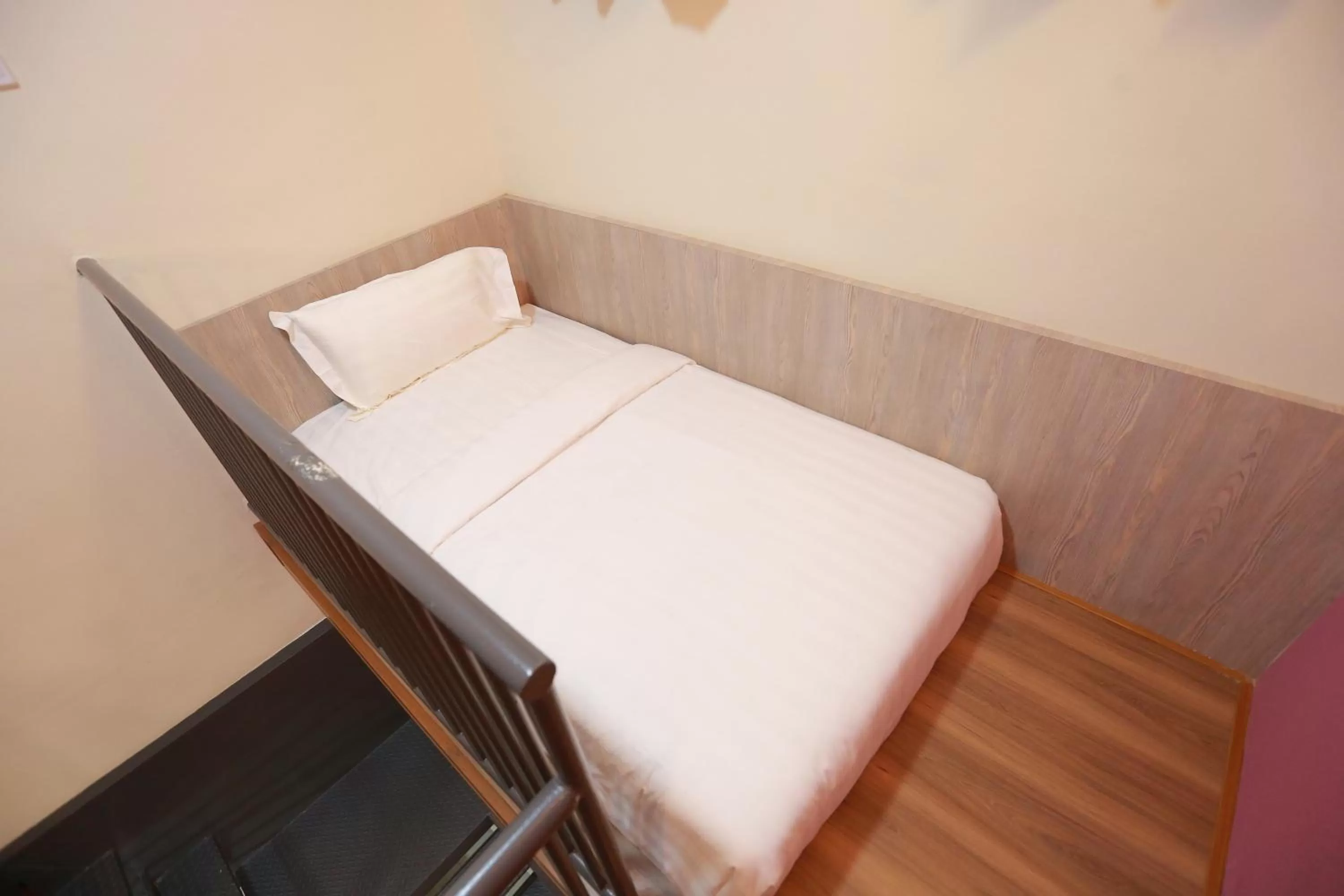 Bed in Pantai Regal Hotel