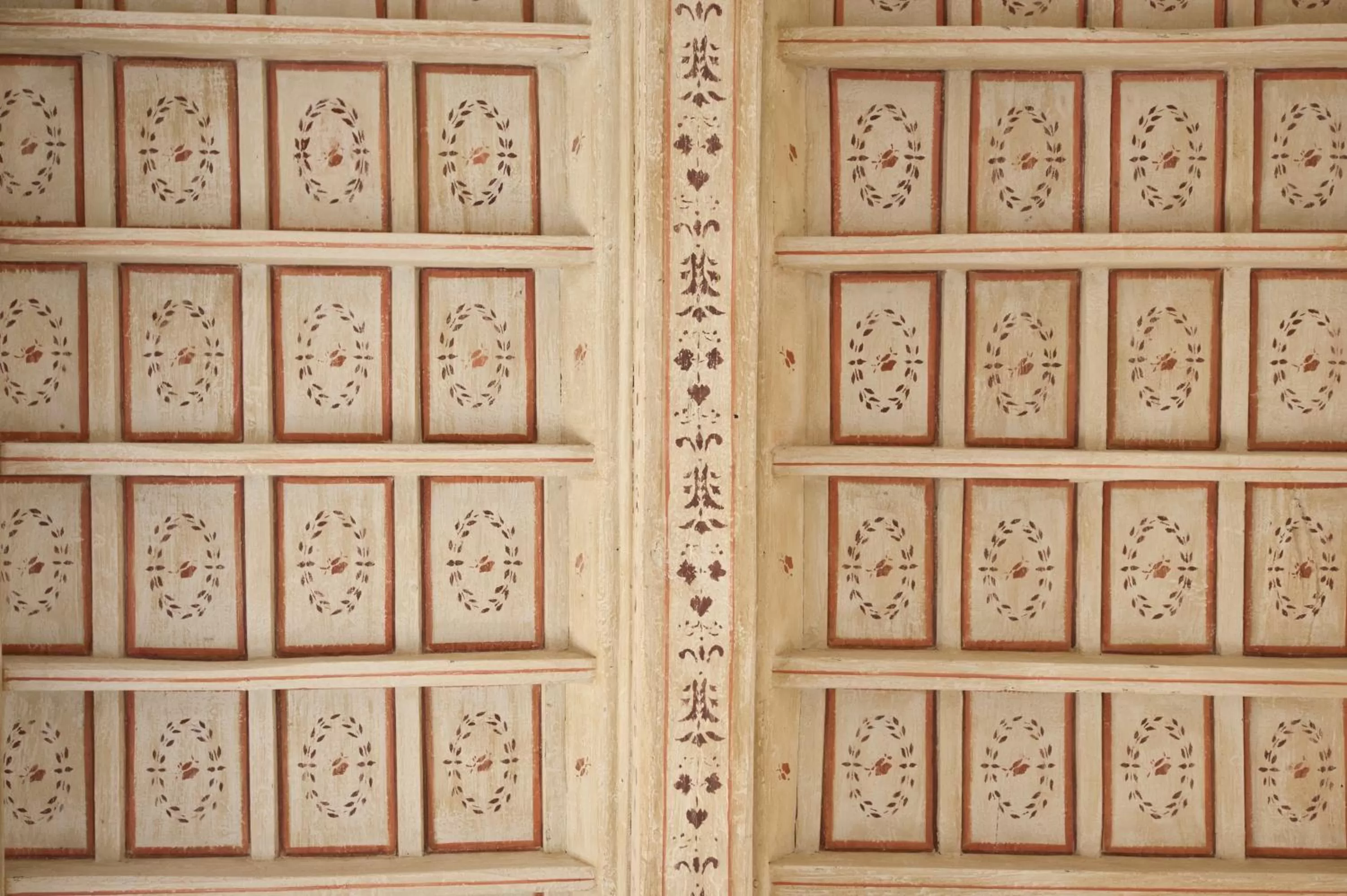 Decorative detail in Little Queen Suite