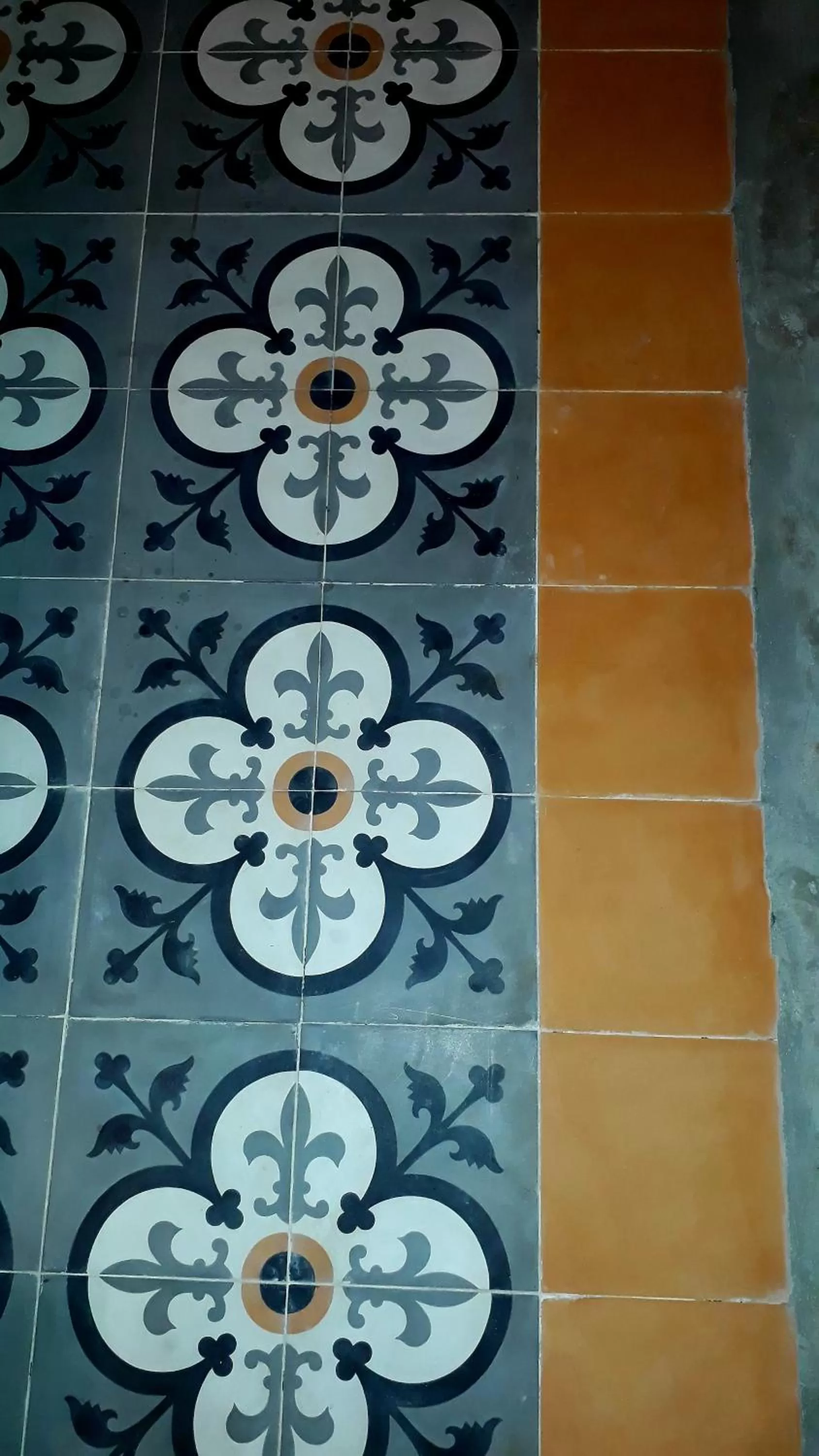 Decorative detail in Pink Tulip Hoi An