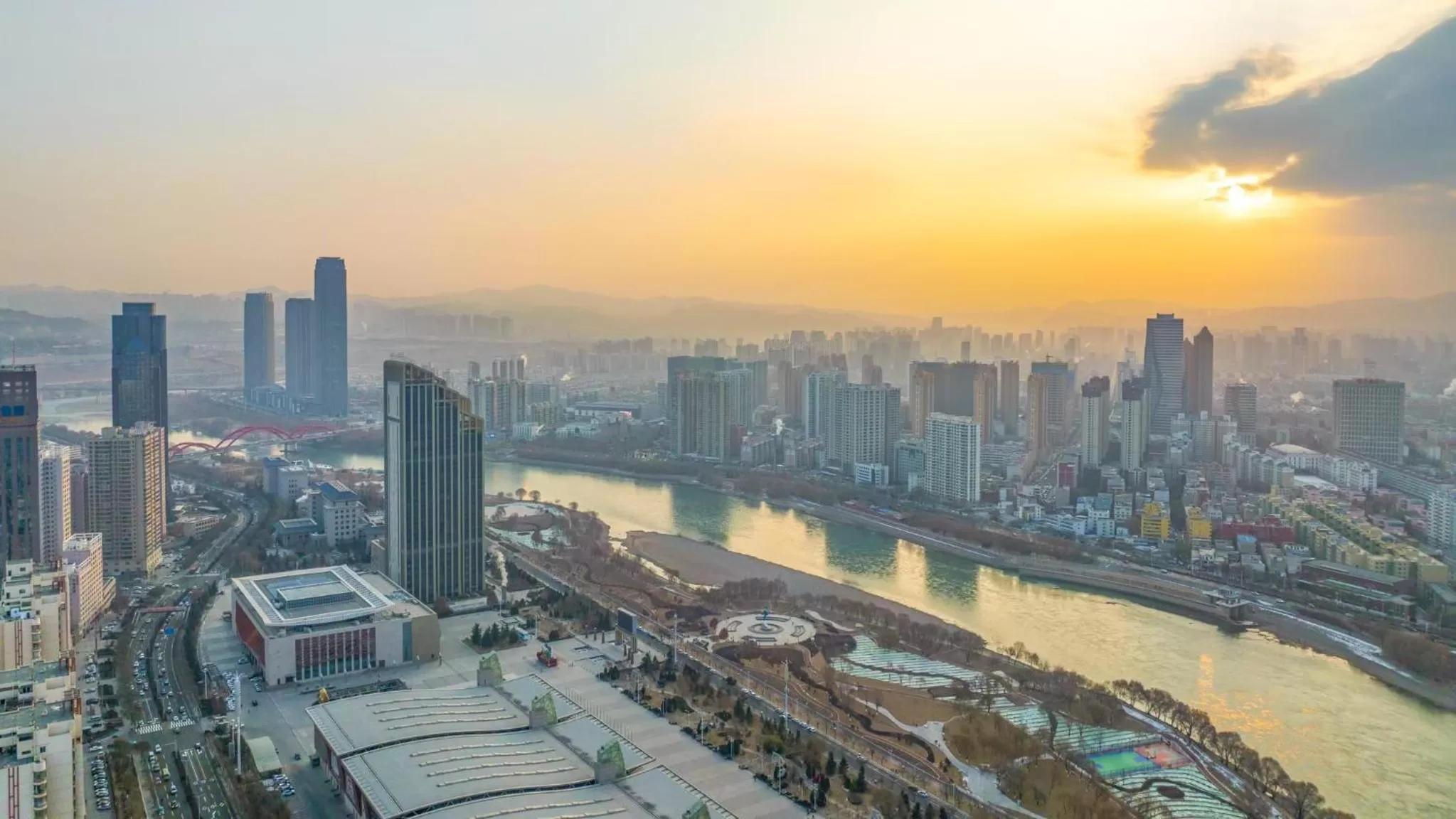 Property building in Crowne Plaza Hotel Lanzhou by IHG