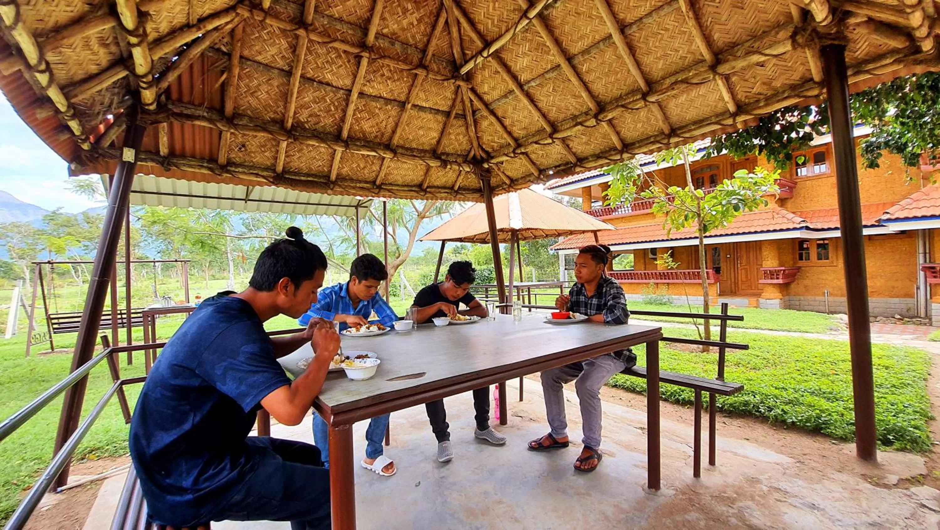 People in Avadale Masinagudi - Stag Groups Not Allowed