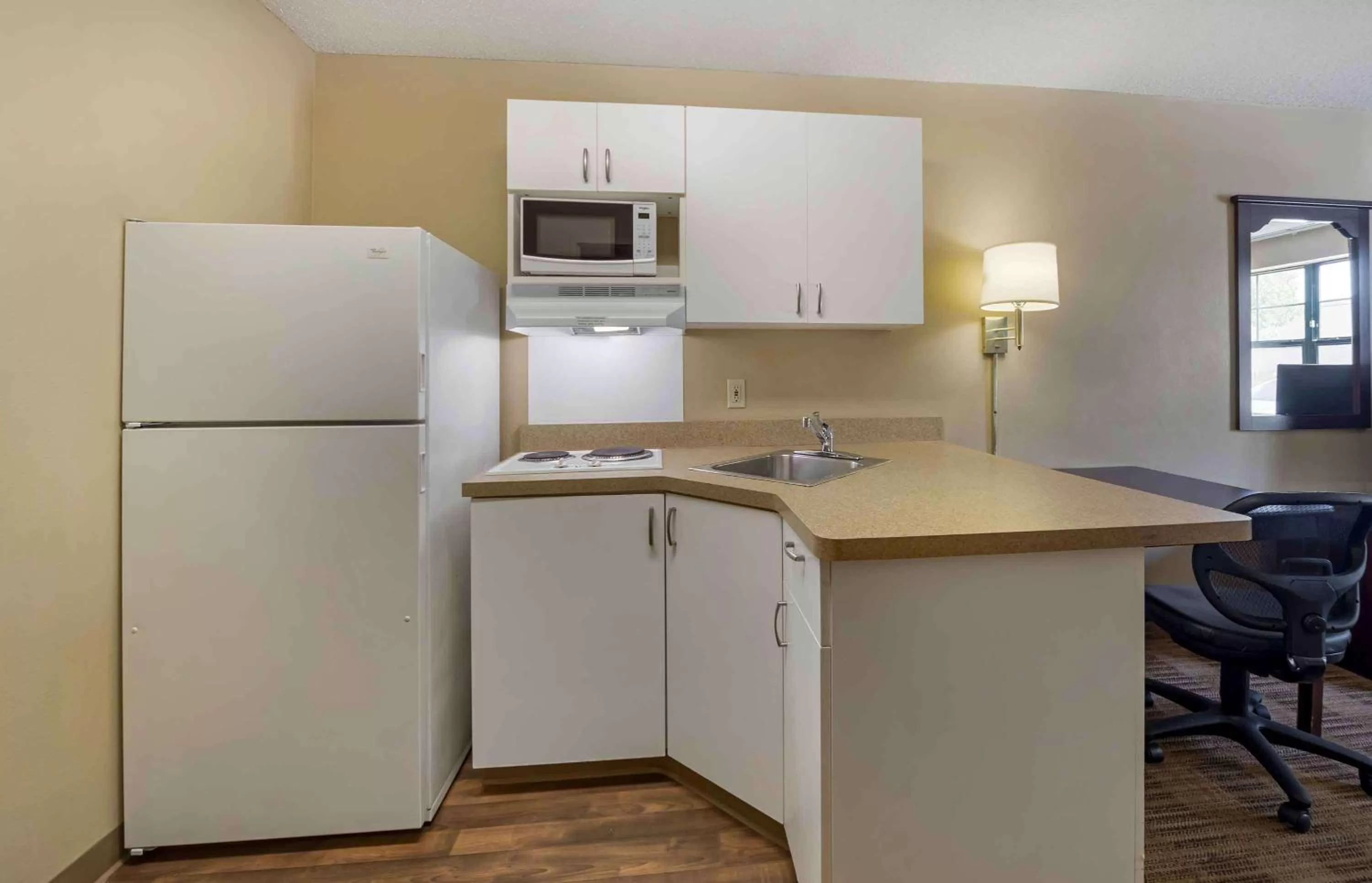 Bedroom in Extended Stay America Suites - Oklahoma City - NW Expressway