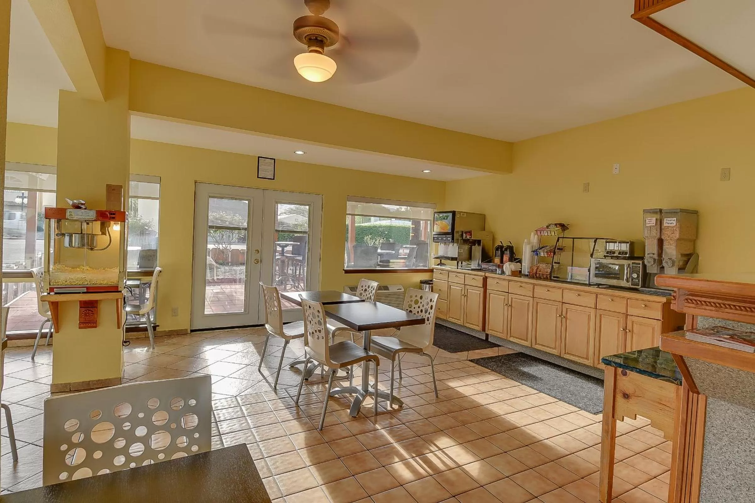 Restaurant/places to eat in Vagabond Inn Bishop