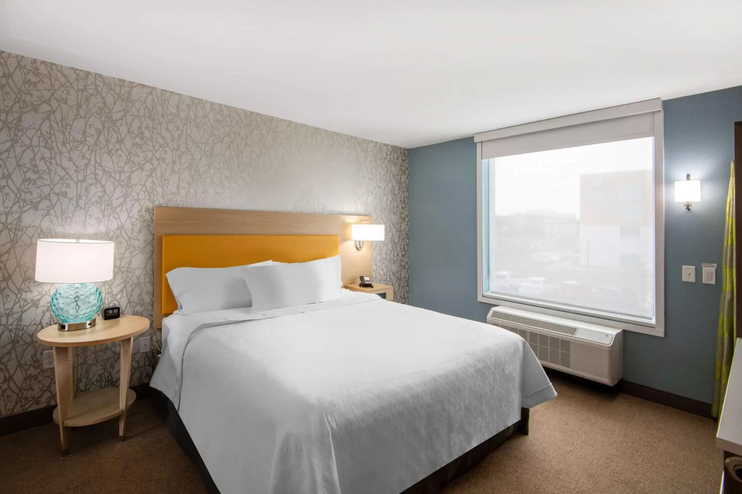 King Suite - Mobilty/Hearing Accessible - Non-Smoking in Home2 Suites By Hilton Phoenix Airport North, Az King Suite - Mobilty/Hearing Accessible - Non-Smoking in Home2 Suites By Hilton Phoenix Airport North, Az