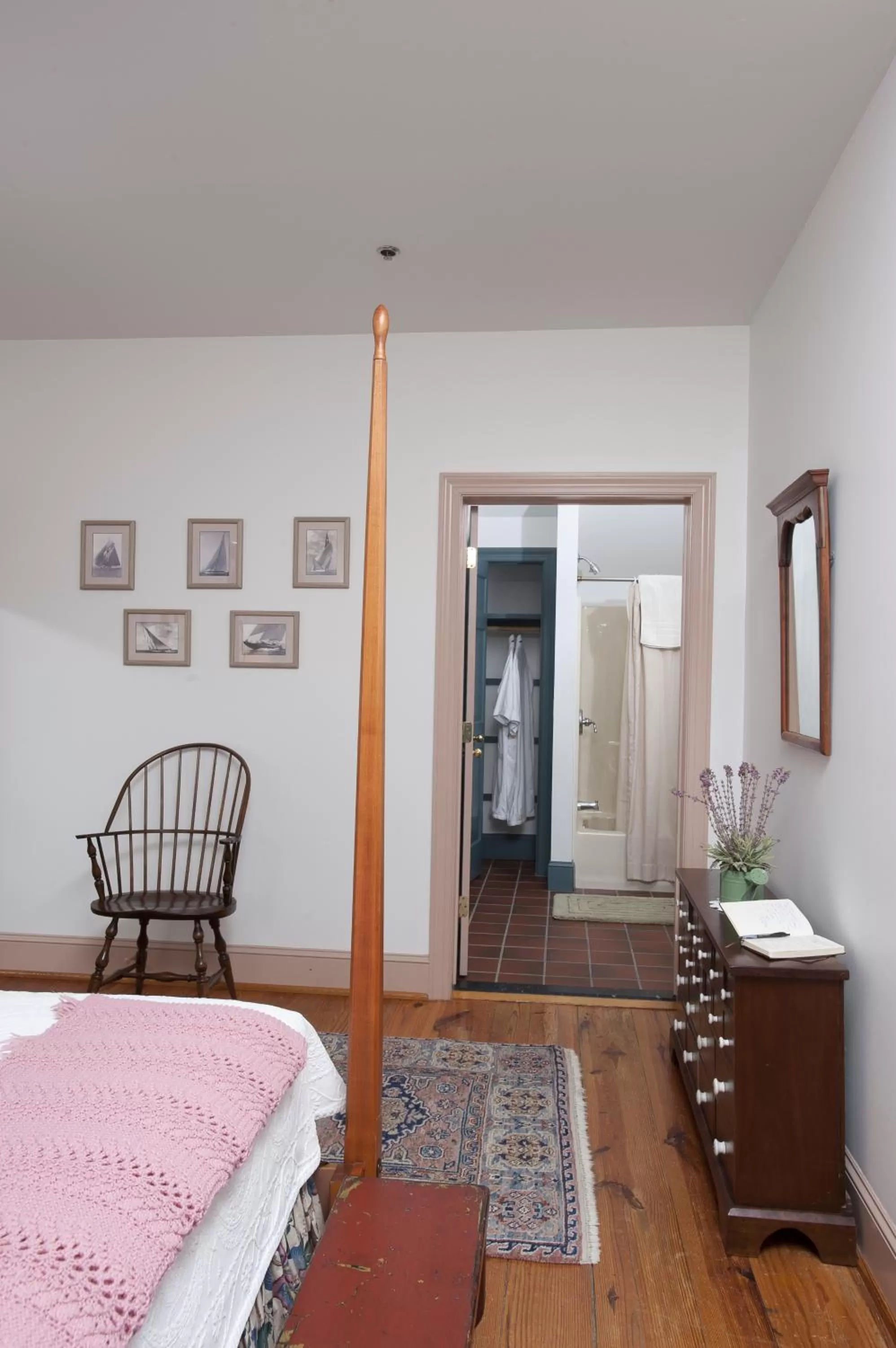 Queen Room in Inn at Osprey Point