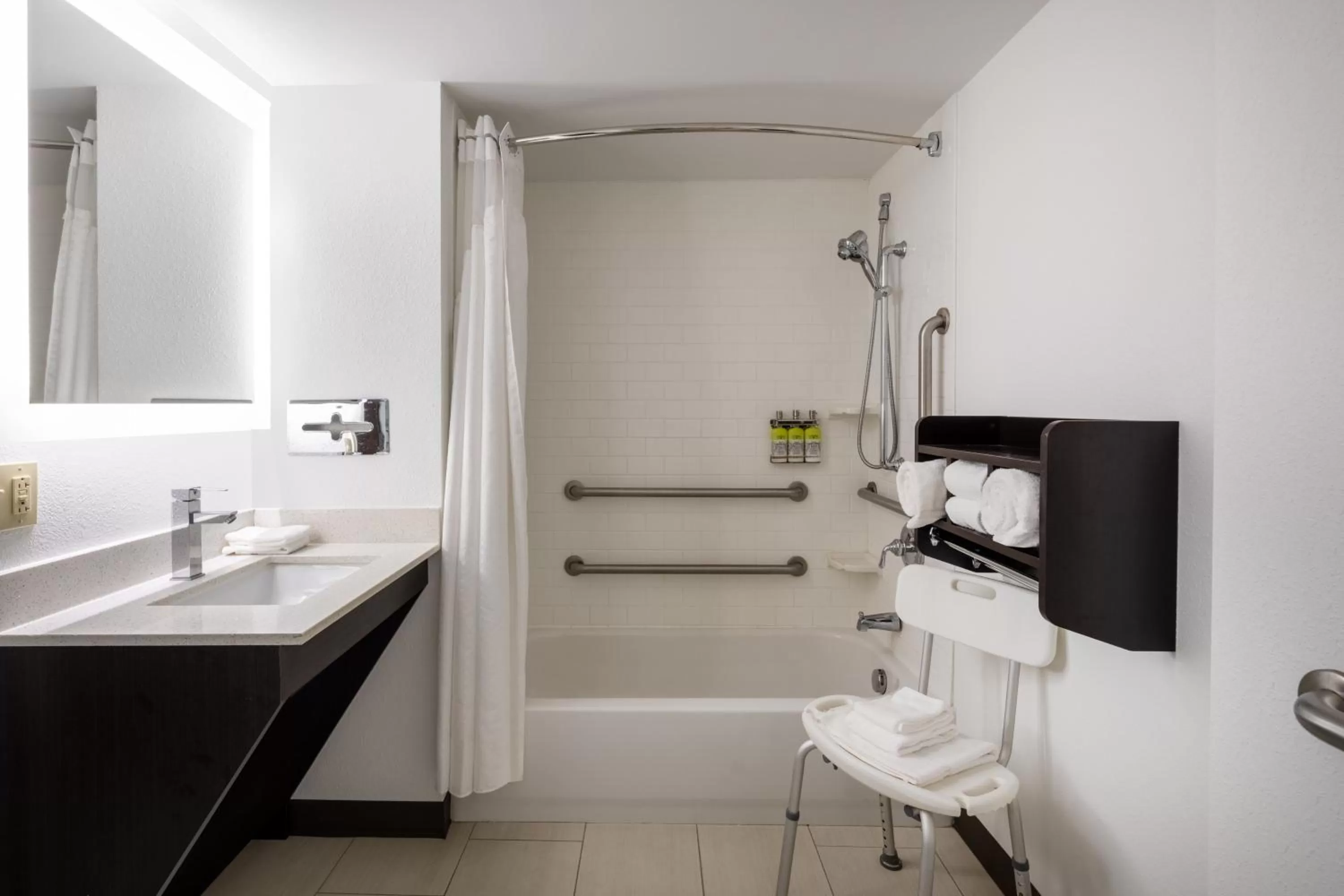 Bathroom in Holiday Inn Express - Coventry S - West Warwick Area by IHG