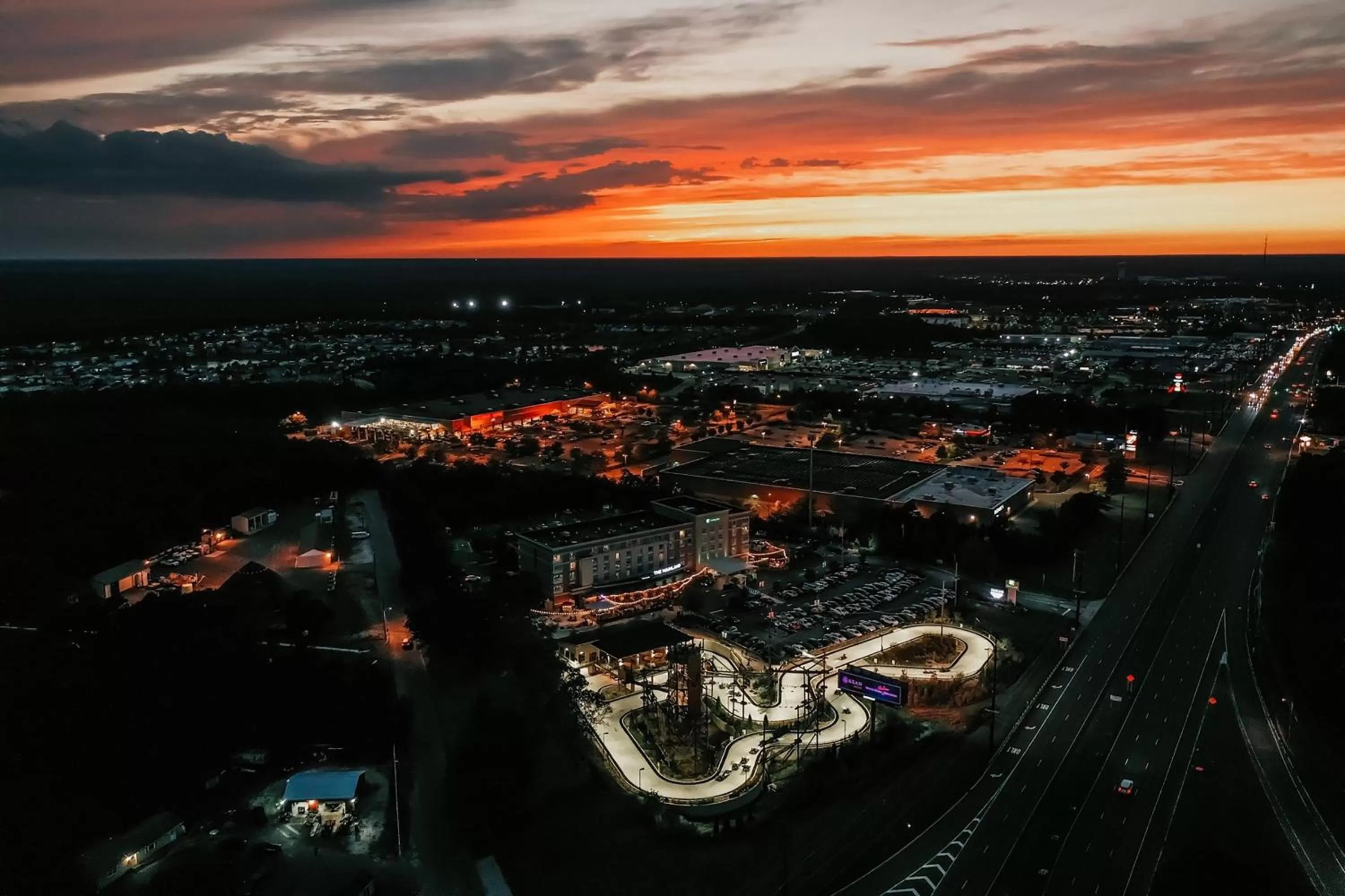 Property building in Holiday Inn Manahawkin/Long Beach Island by IHG