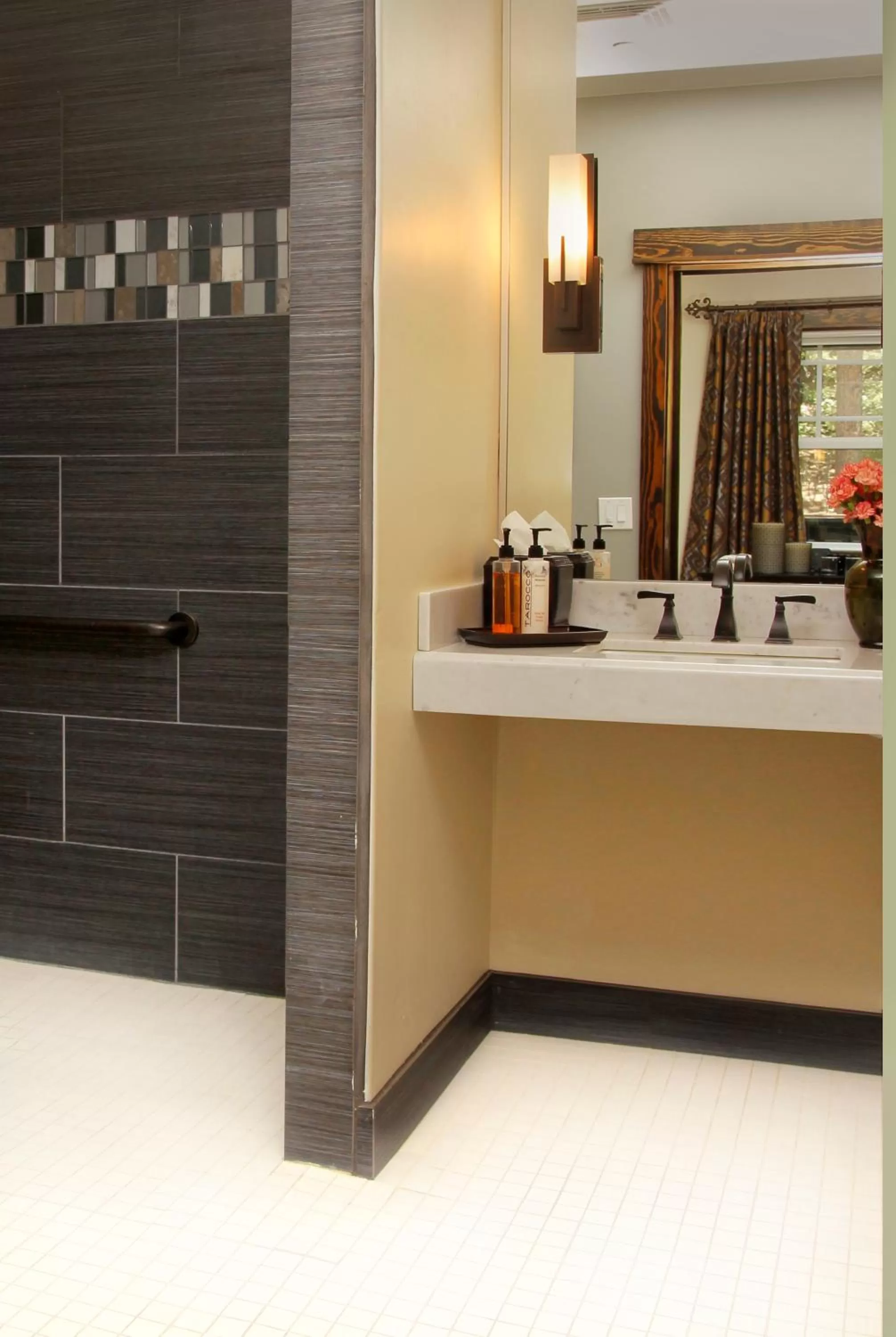 The Grand Idyllwild Lodge