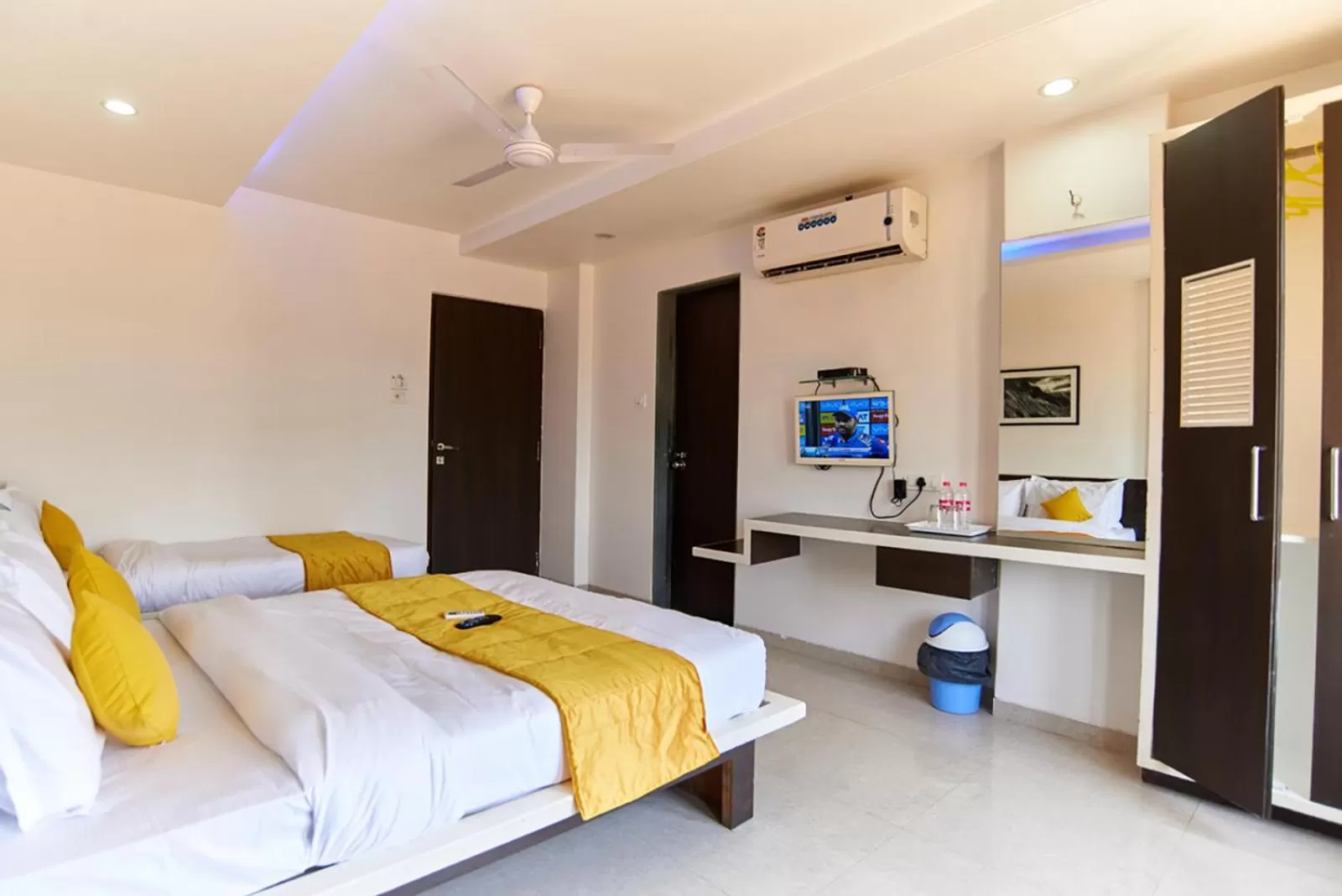 Photo of the whole room, Bed in Hotel Sai Bansi