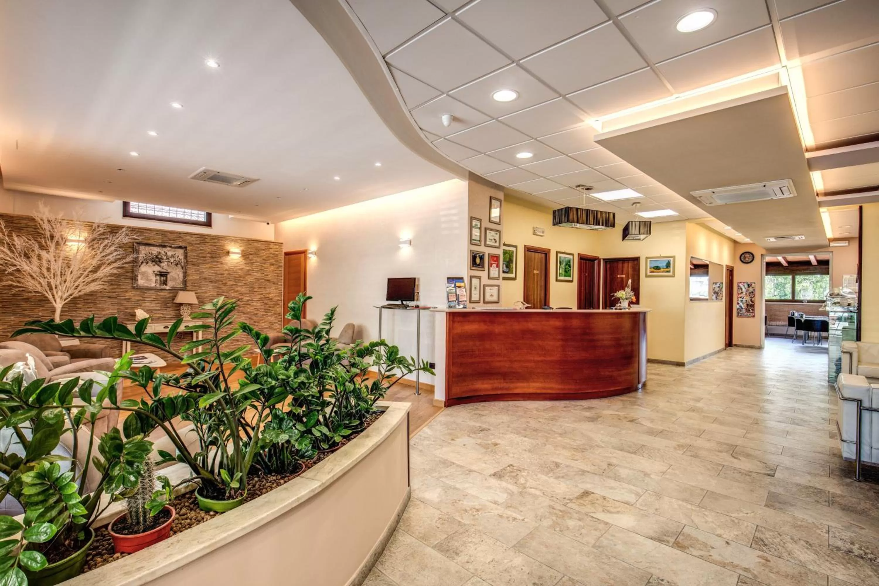 Lobby or reception in Hotel Roma Tiburtina Metro