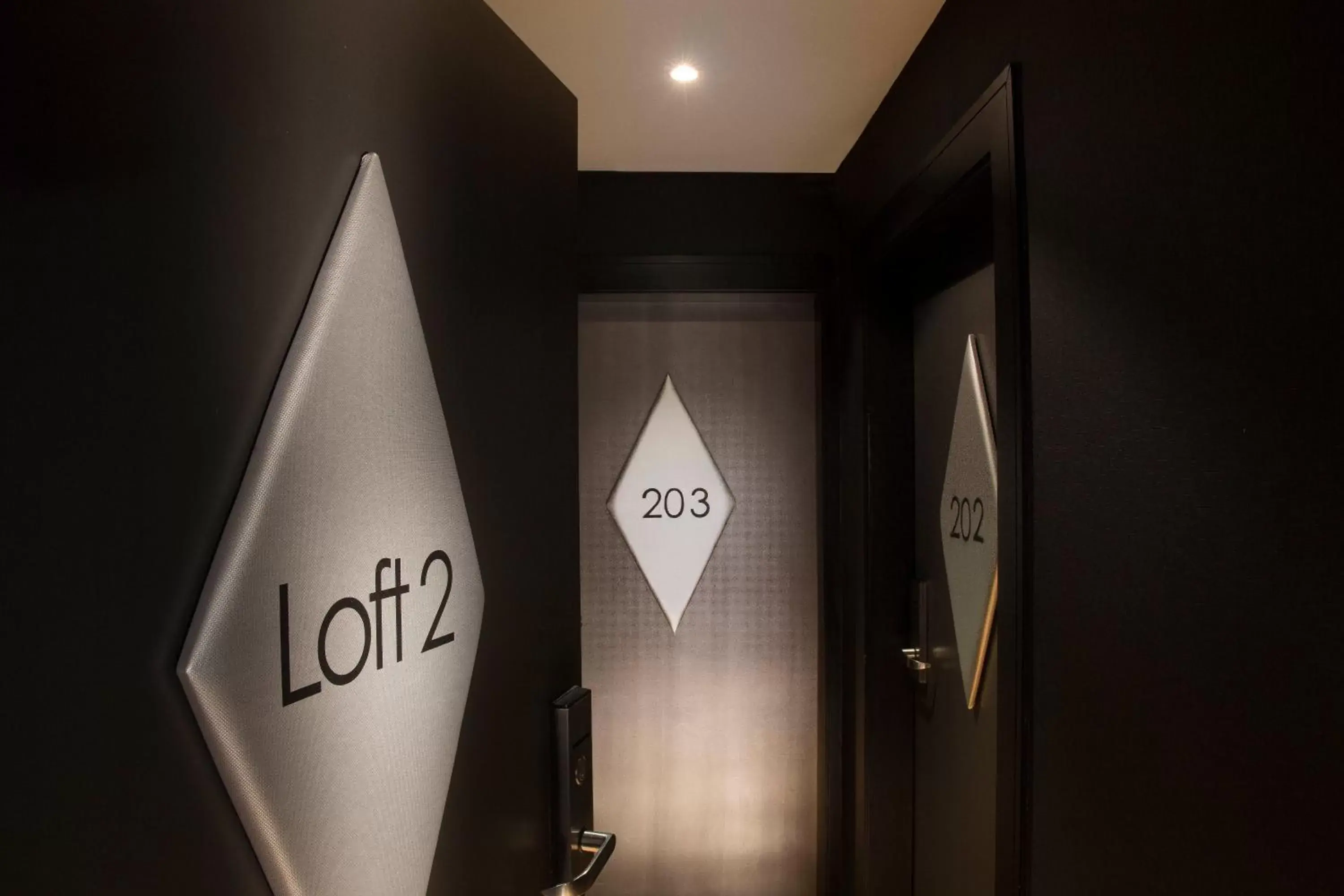 Two Connecting Double Rooms in L'Empire Paris - Louvre Two Connecting Double Rooms in L'Empire Paris - Louvre