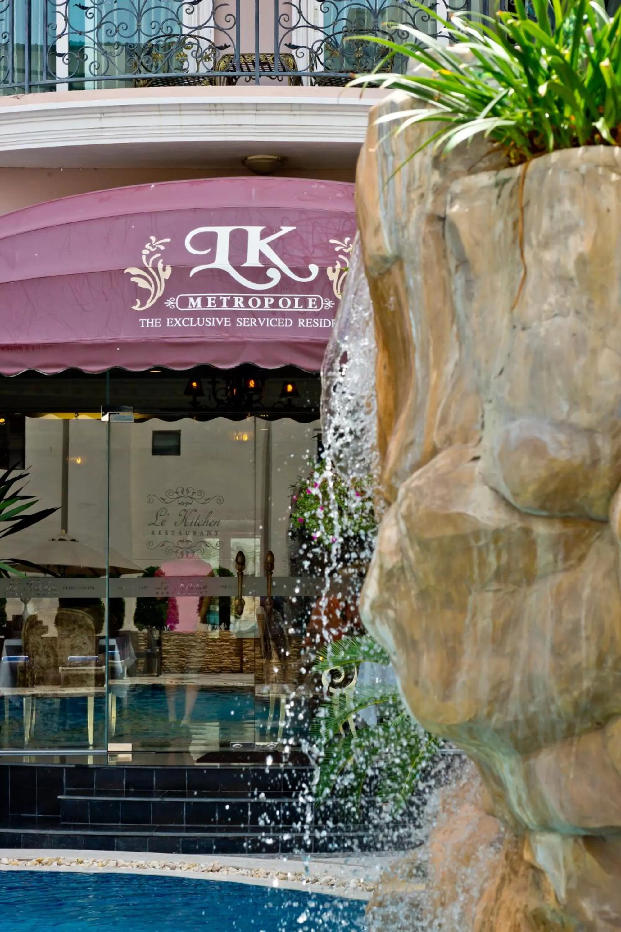 Swimming pool in LK Metropole (Junior Wing)