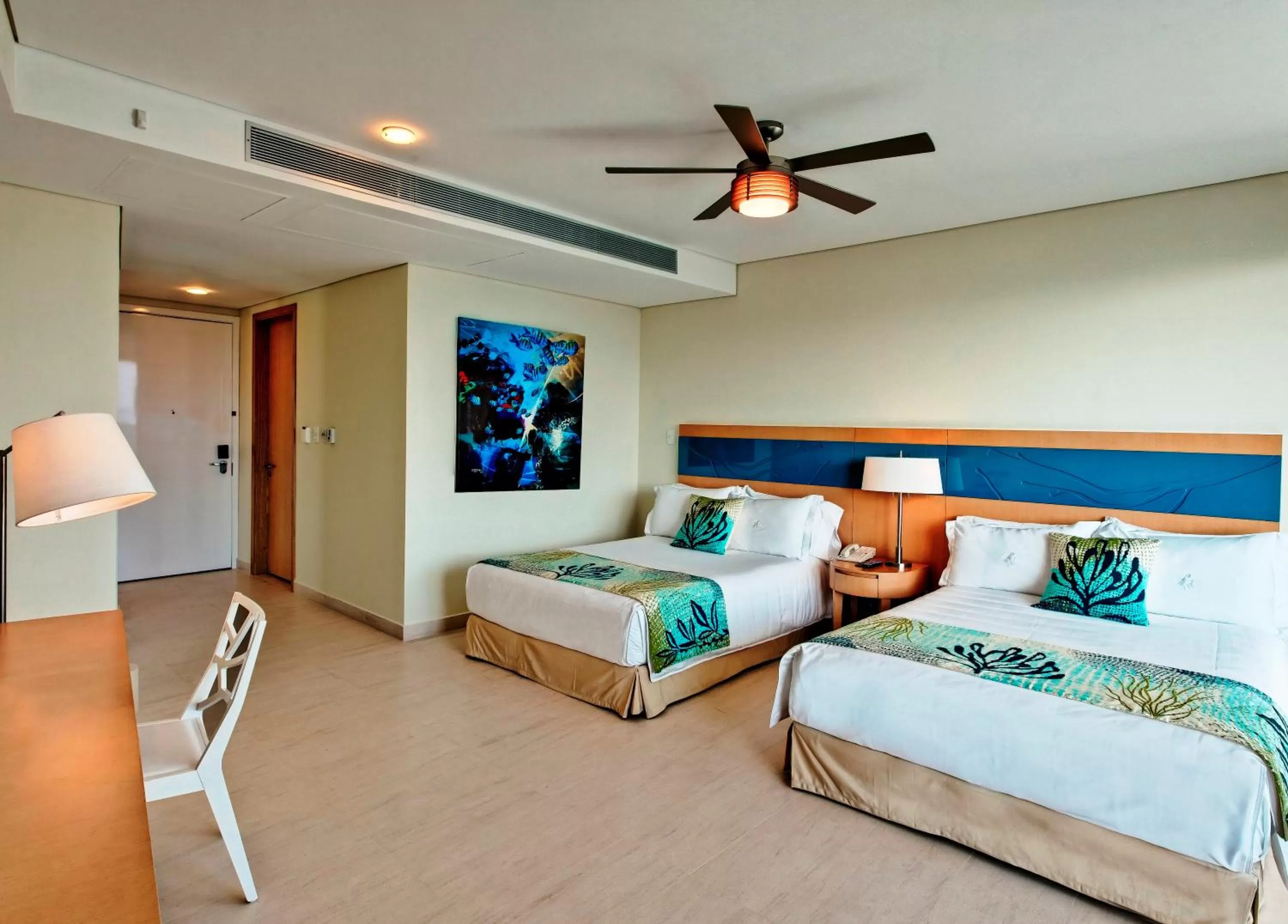 Decorative detail, Bed in Las Americas Torre Del Mar