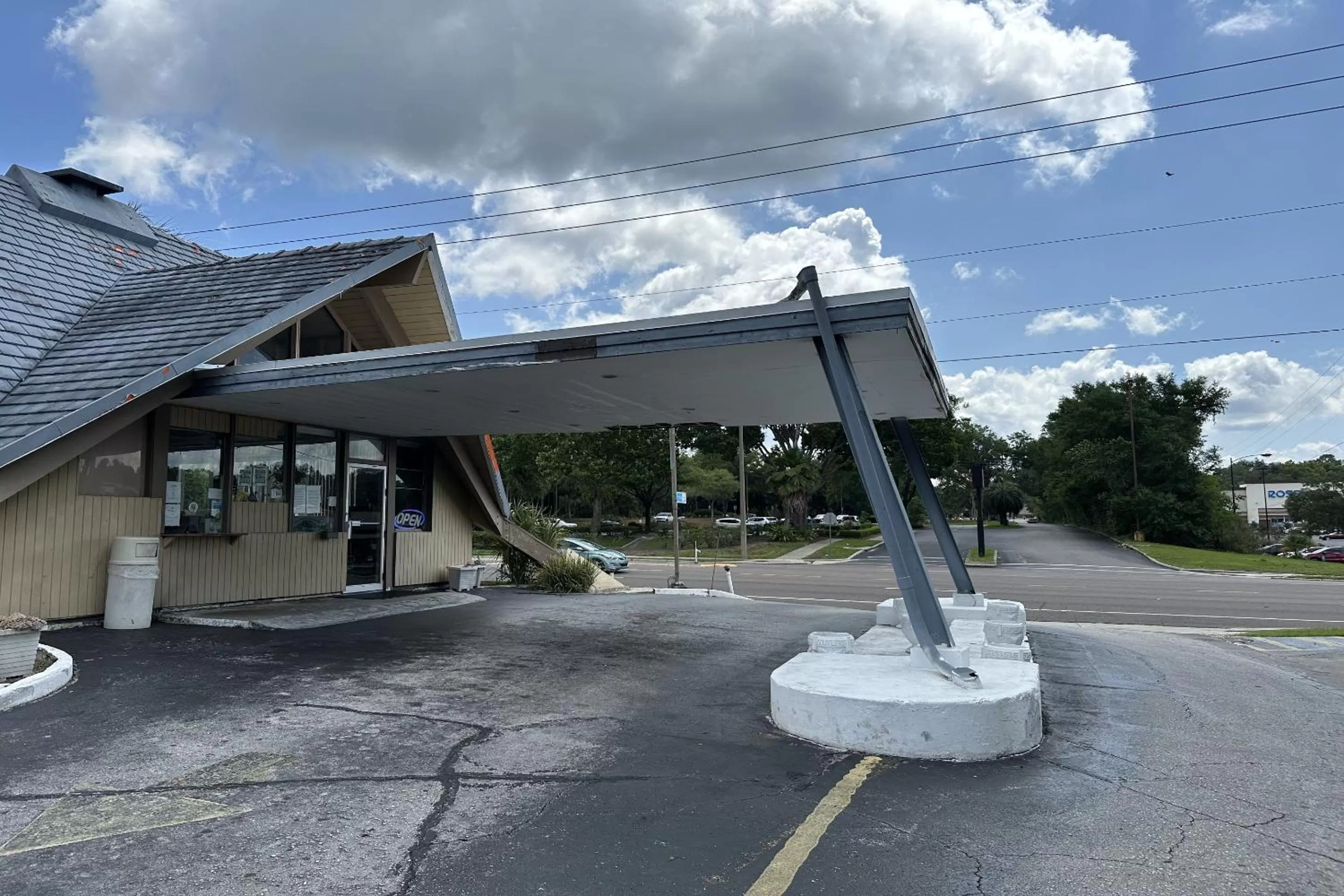 Facade/entrance in Kampus Inn Gainesville - University Area Hotel