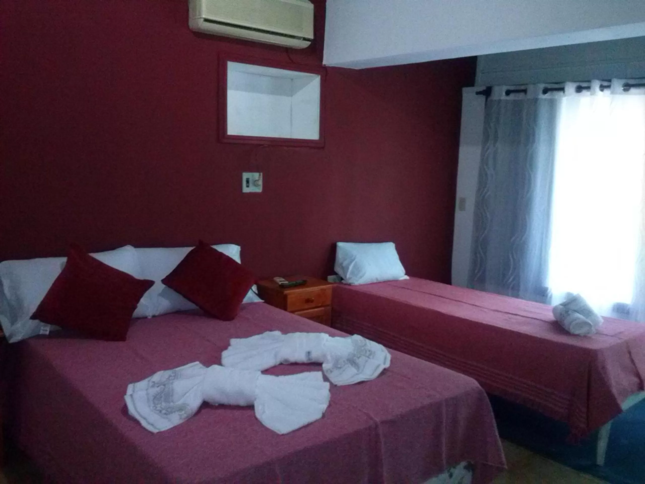 Day, Bed in Petit Hotel Caraguata