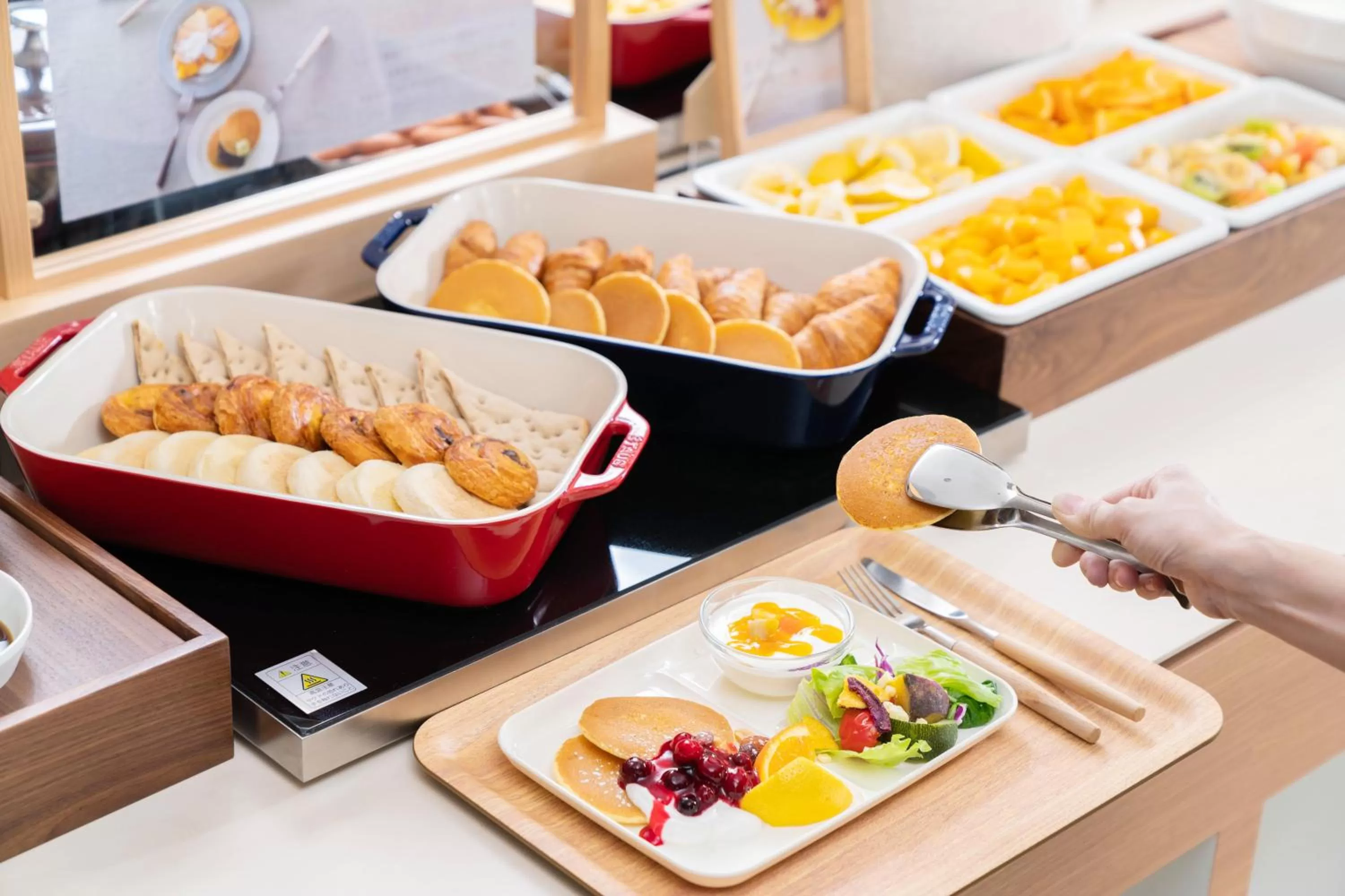 Buffet breakfast in Vessel Inn Sakae Station