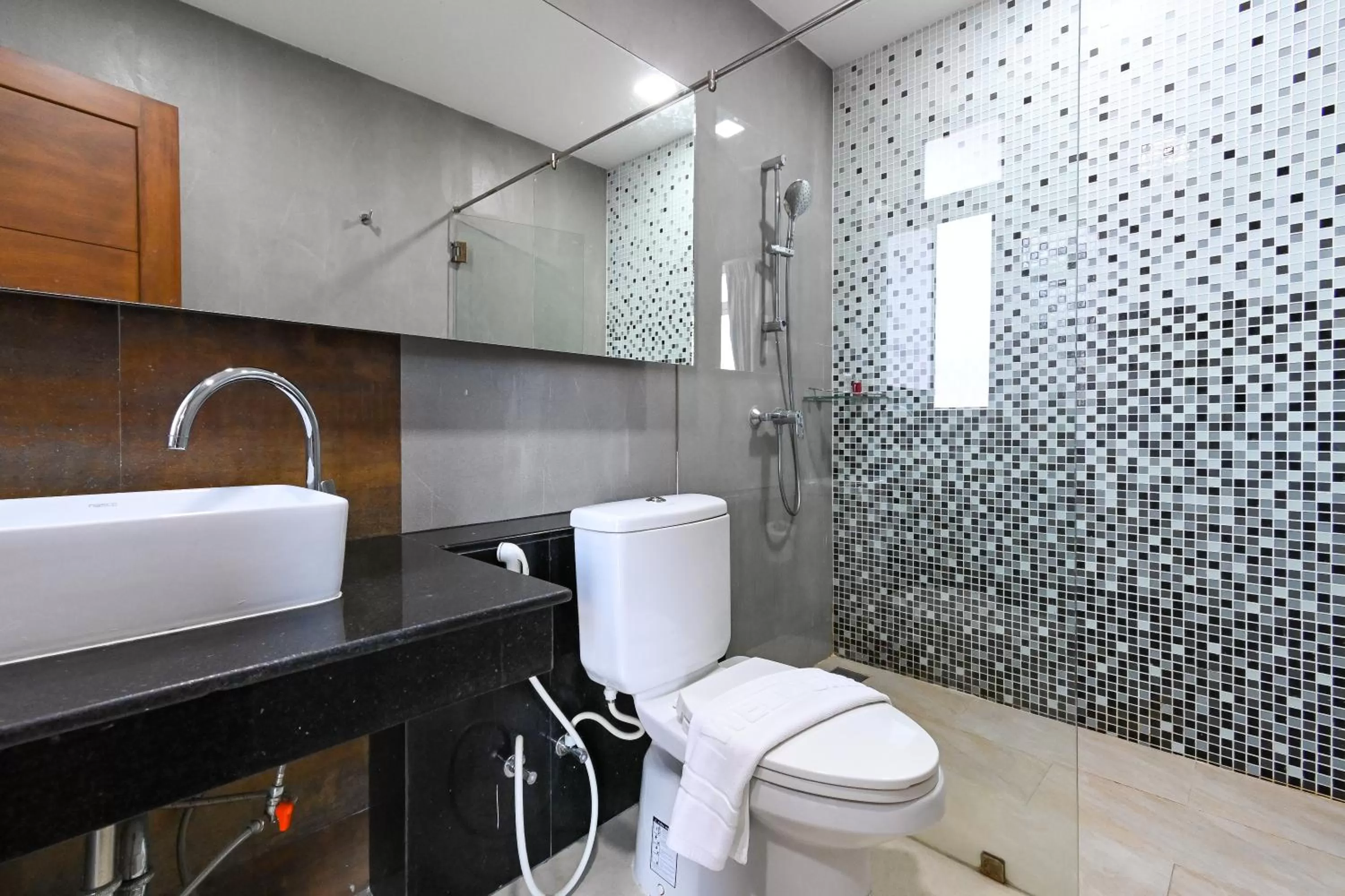 Bathroom in Golden Sea Hua Hin - SHA Extra Plus
