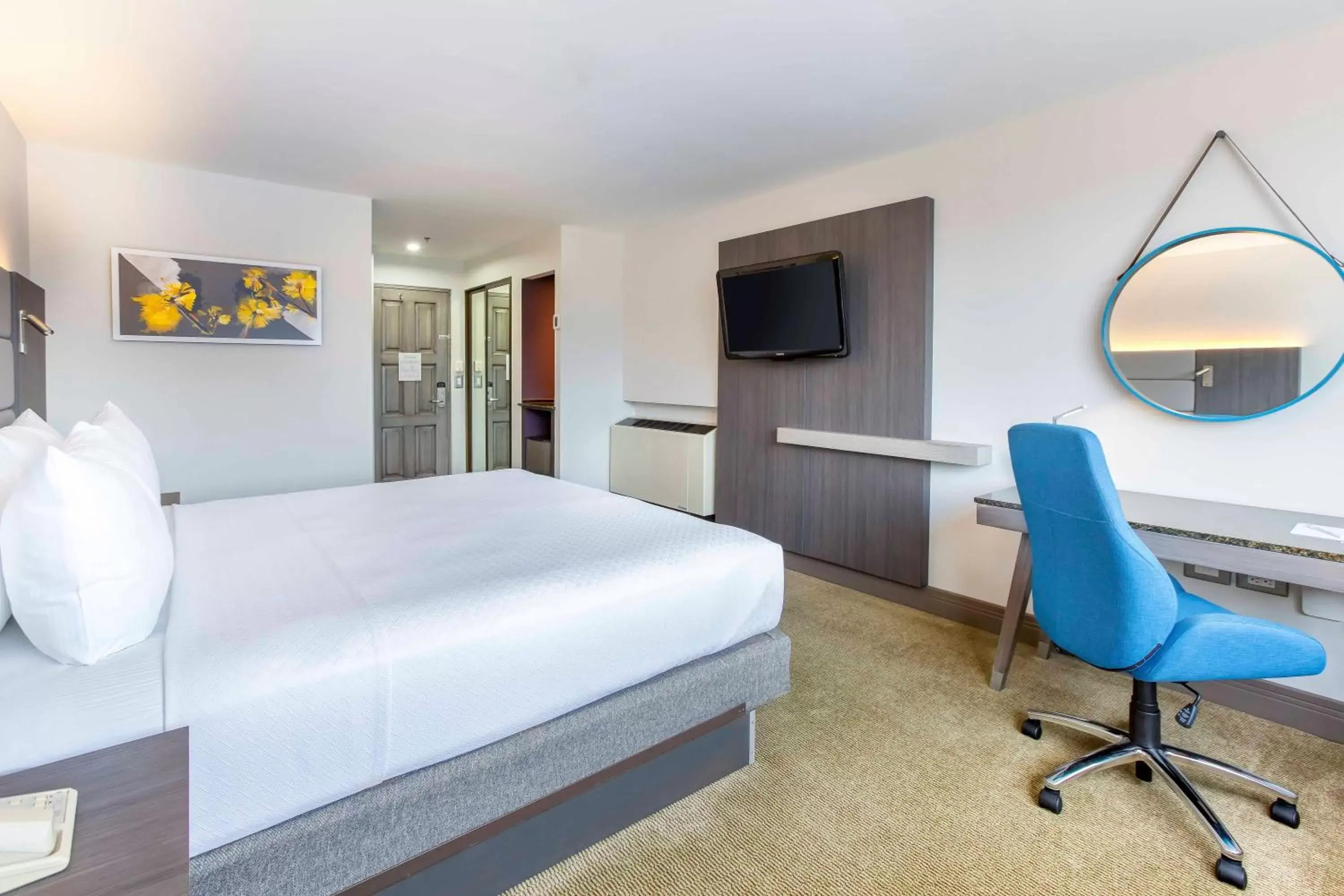 Standard King Room in Crowne Plaza San Jose La Sabana by IHG Standard King Room in Crowne Plaza San Jose La Sabana by IHG