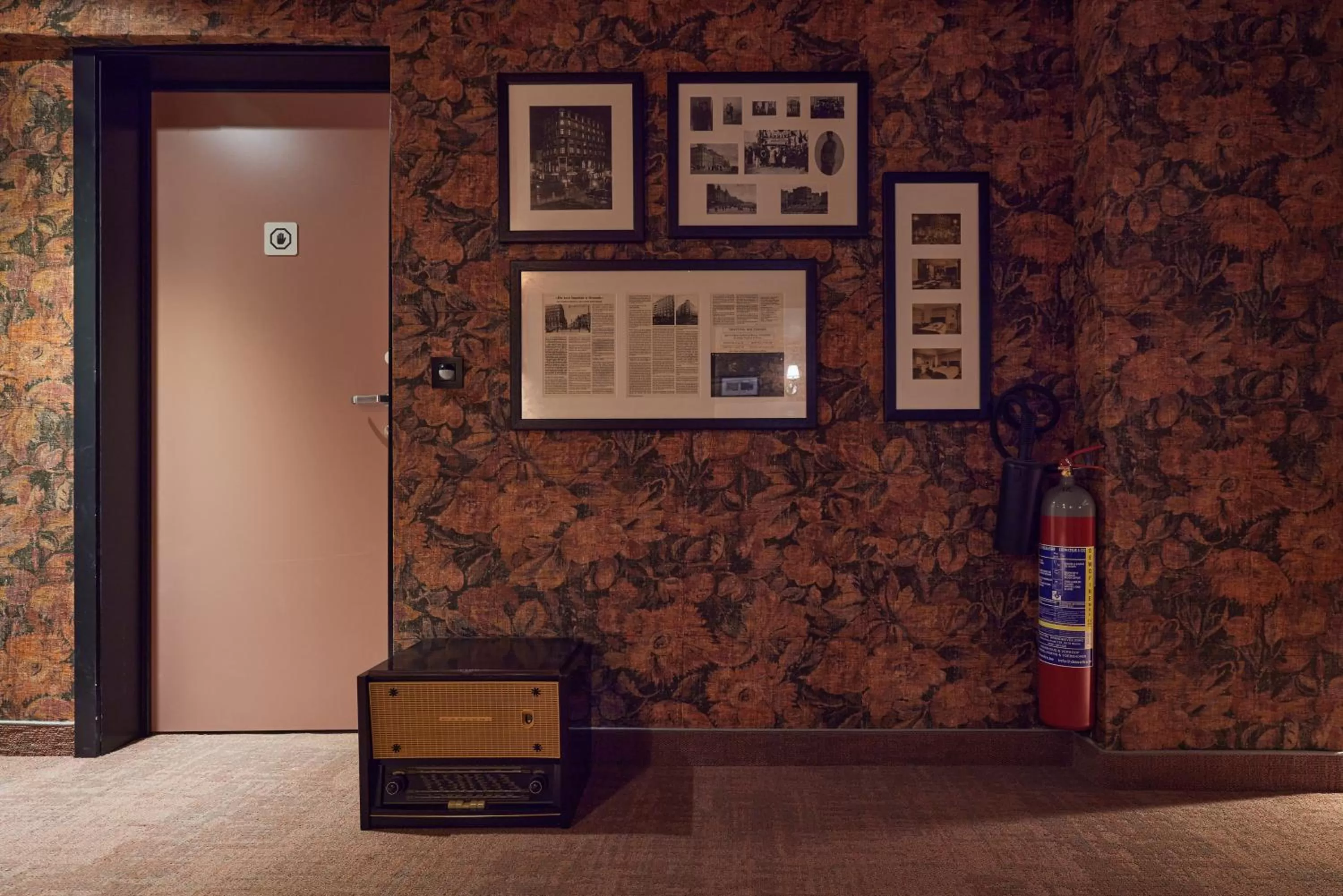 Toilet in Rosa Hotel