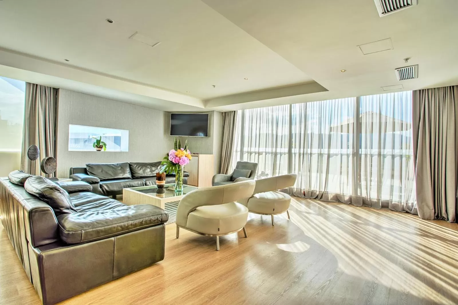 Dining area in Hotel San Fernando Plaza