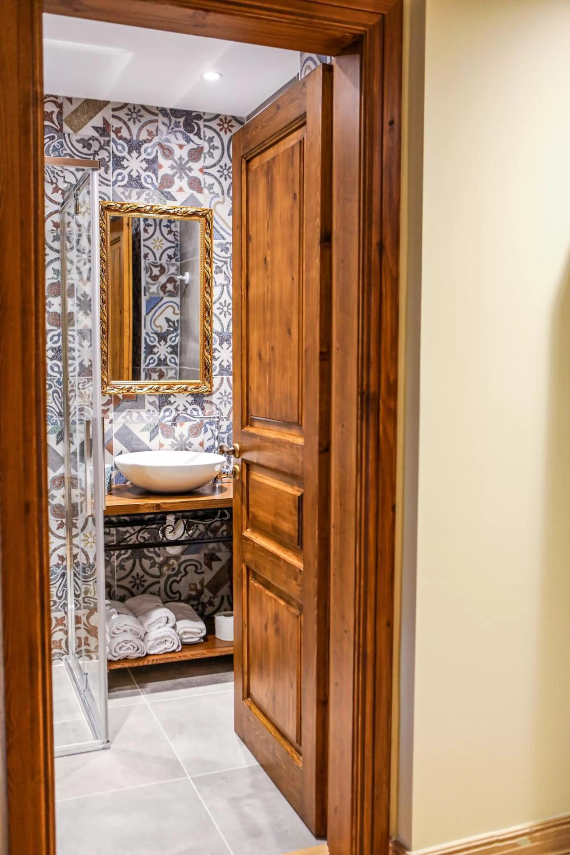 Bathroom, Bed in Vila Sonnet