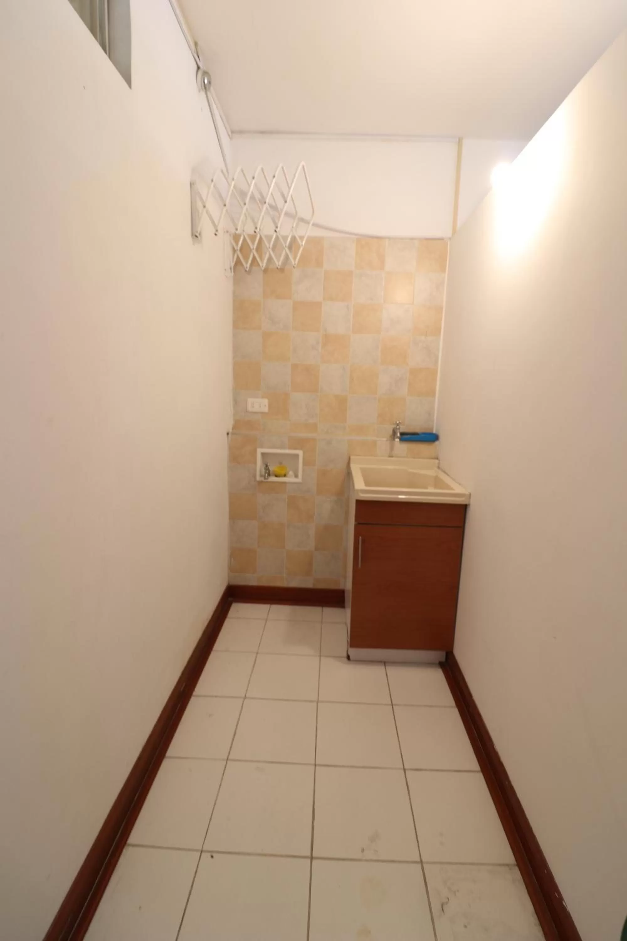 Other, Bathroom in 554 Apartments