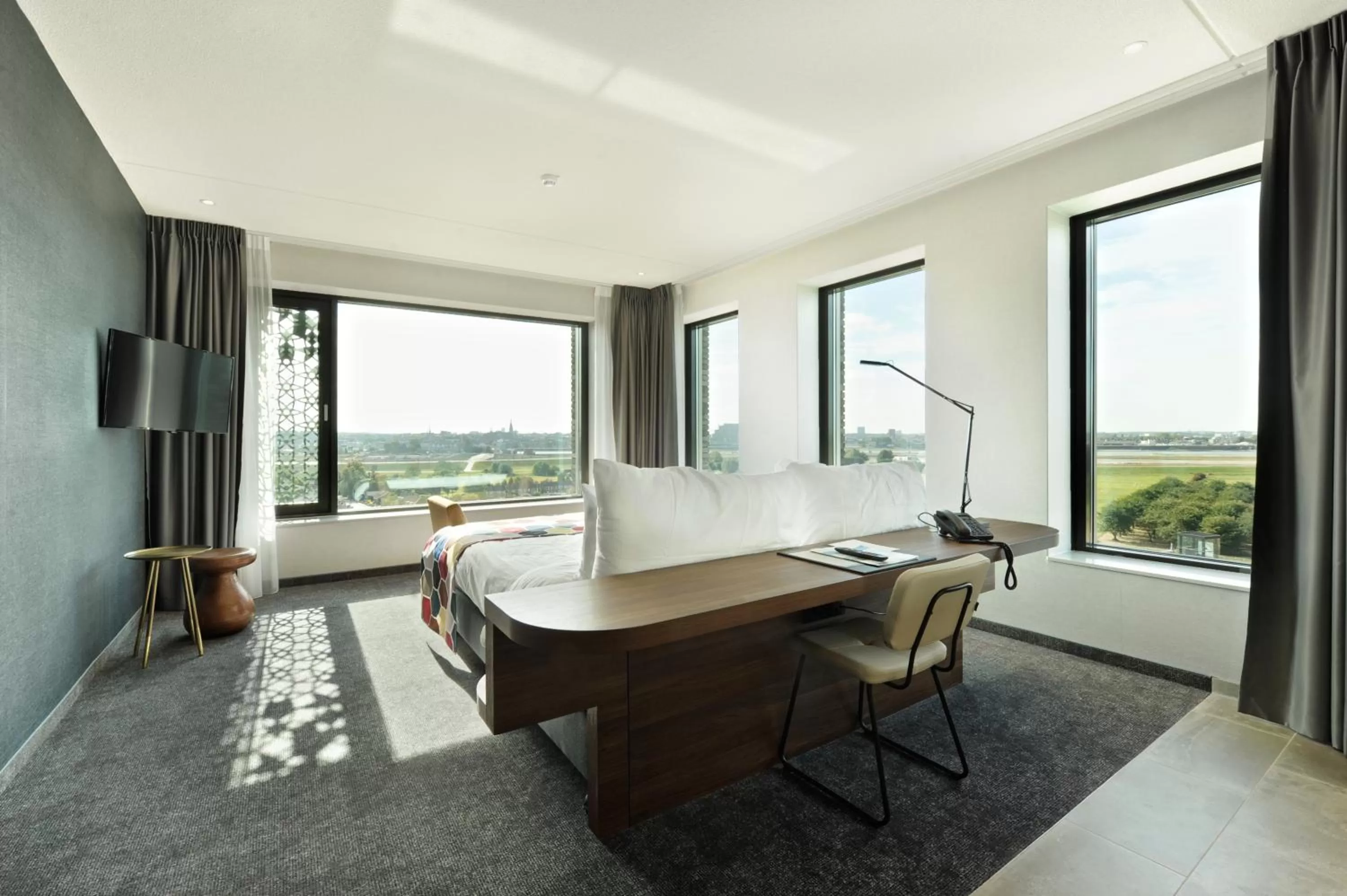 View (from property/room), Bed in Van der Valk Hotel Nijmegen-Lent