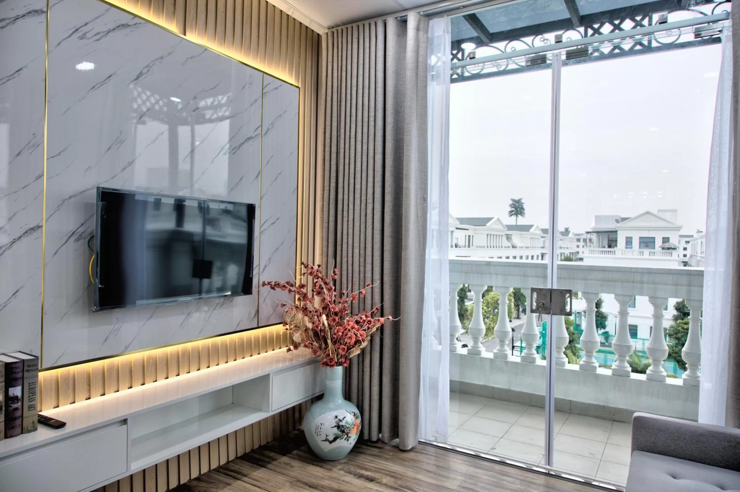 Nearby landmark in The Flamboyant #StayWork Vinhomes Marina