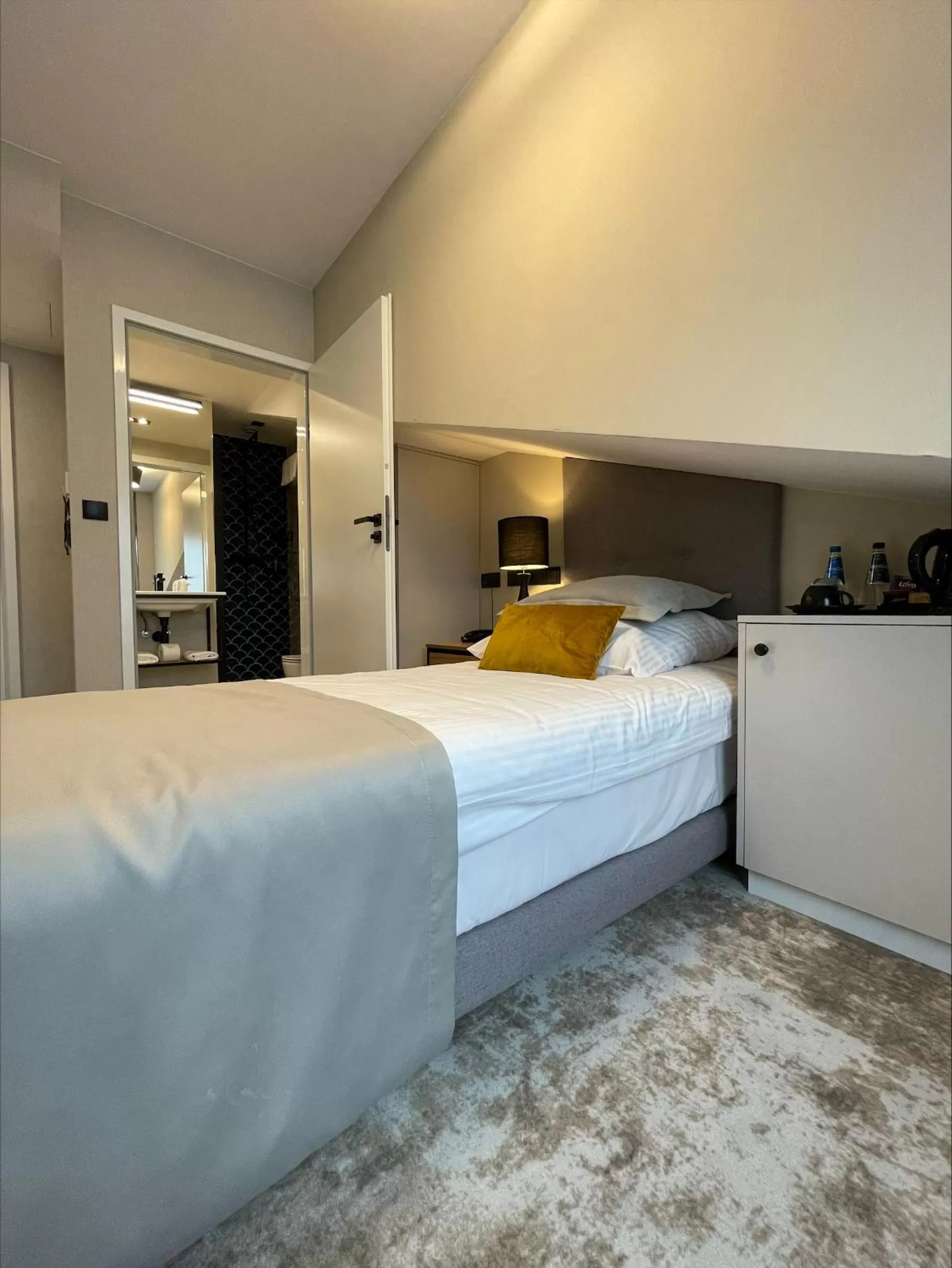 Bed in Hotel Wawel Queen