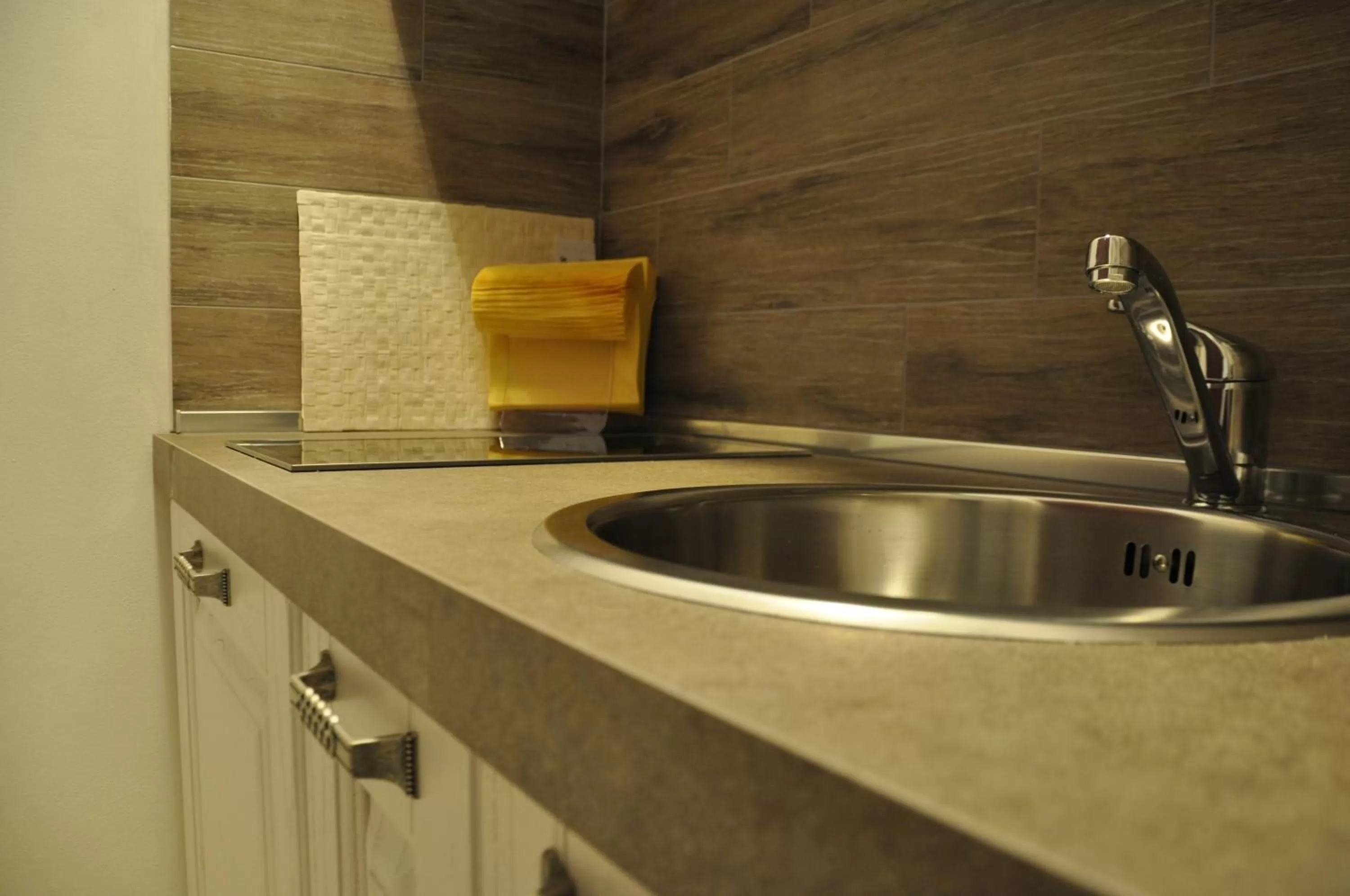 Kitchen or kitchenette in B&B Albornoz