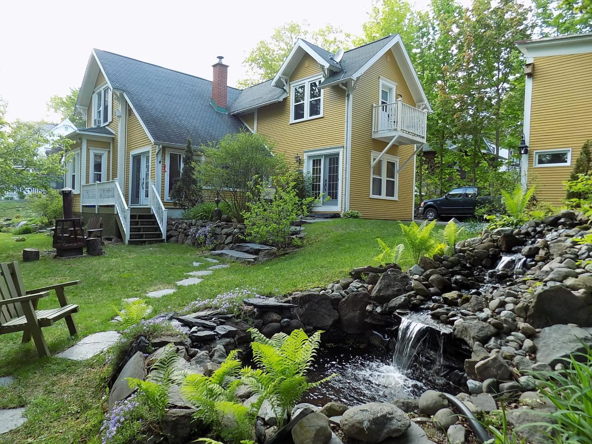 Property building in À L'Ancestrale B&B