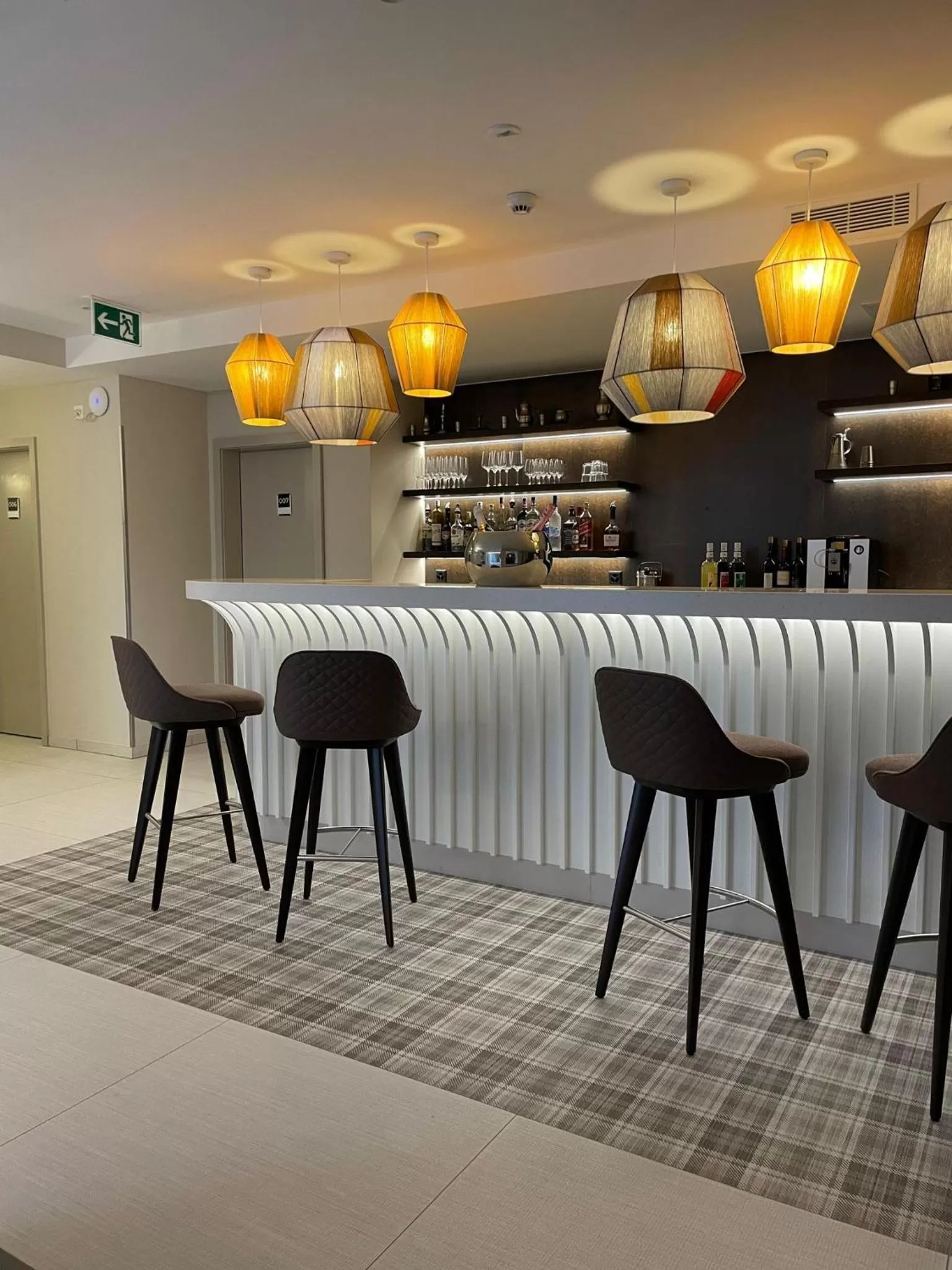 Lounge or bar in Mercure Fribourg Centre Remparts