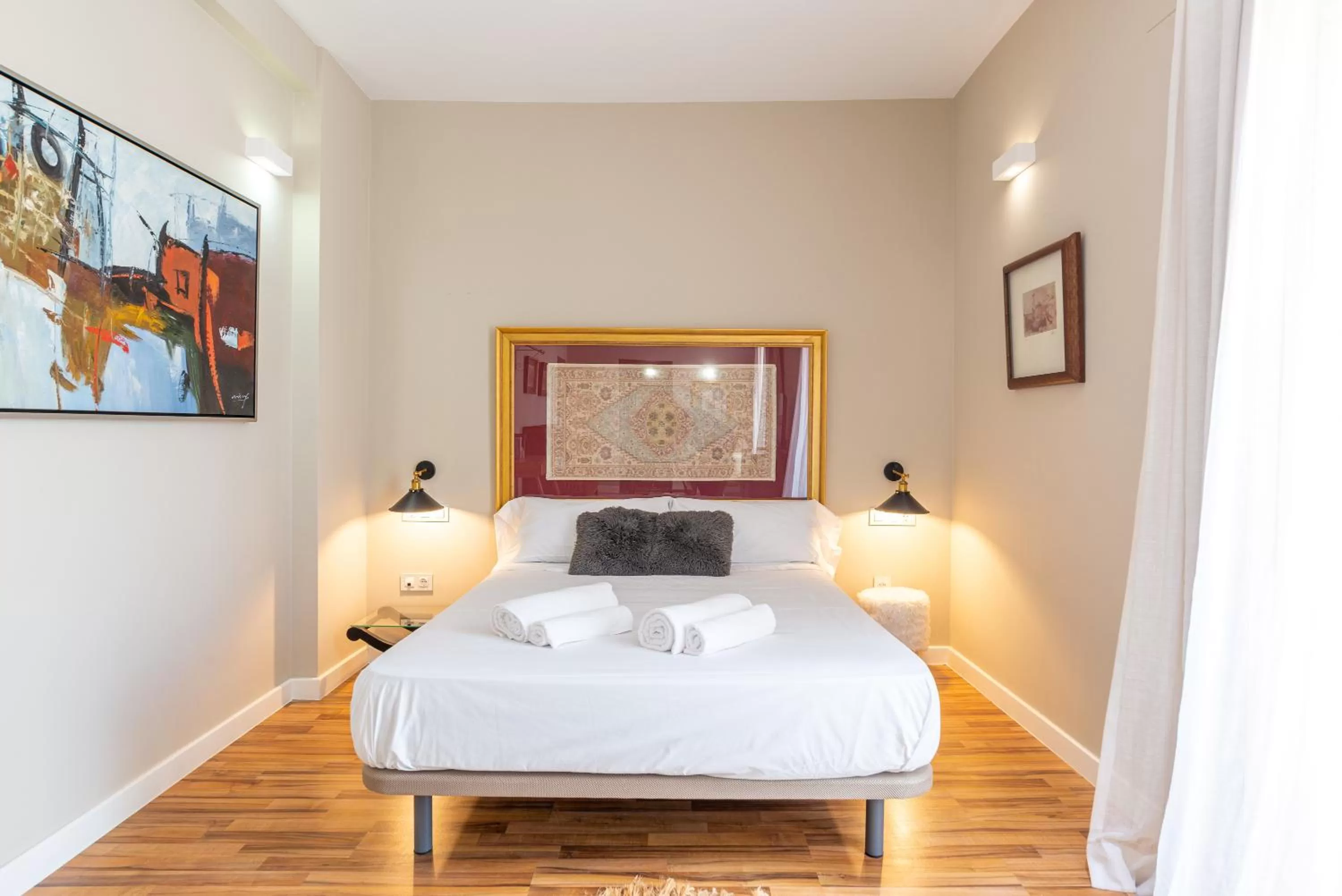 Bedroom, Bed in Hotel Albaicín