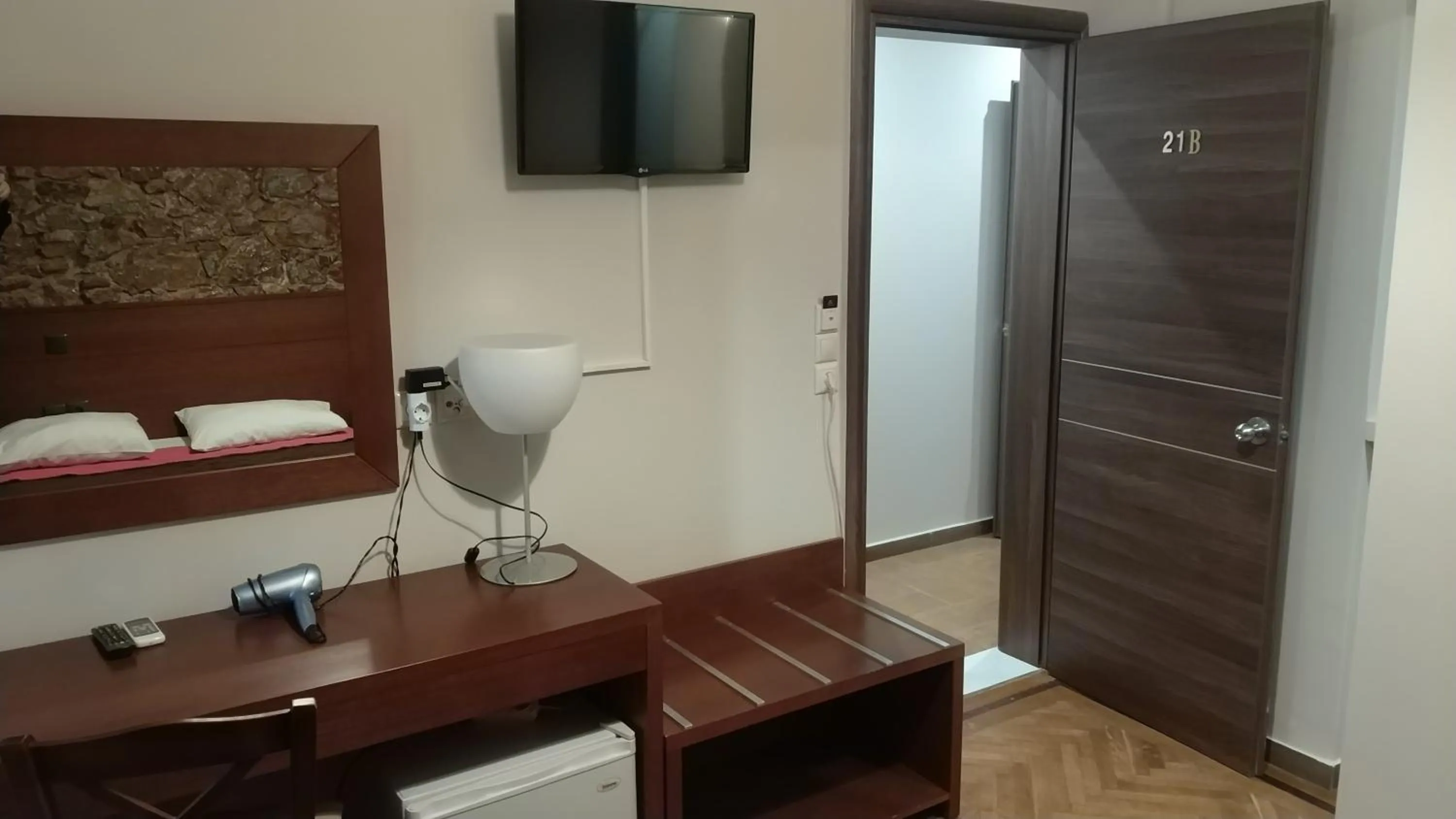 TV and multimedia in Ambrosia Suites