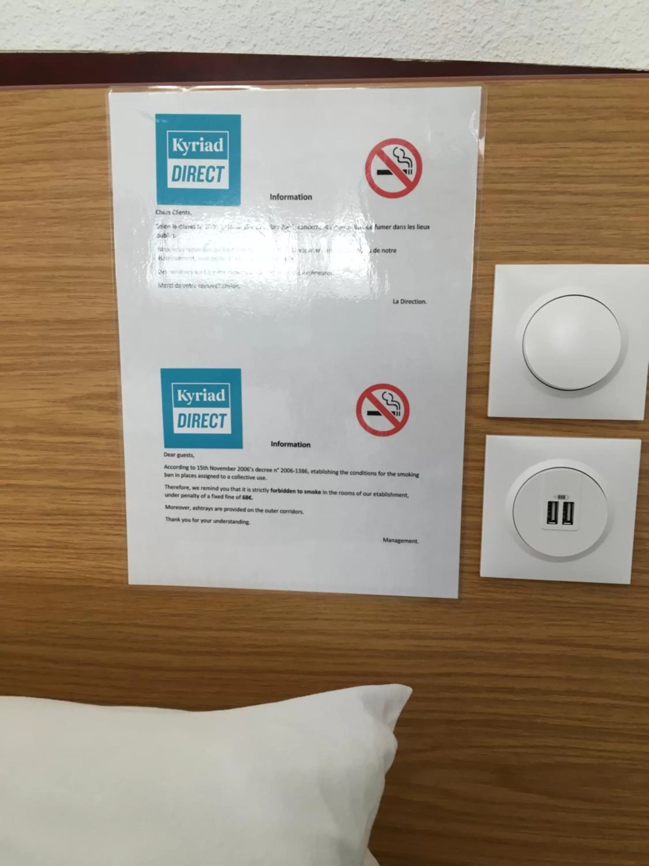 Bed in Kyriad Direct Marseille Ouest - Martigues