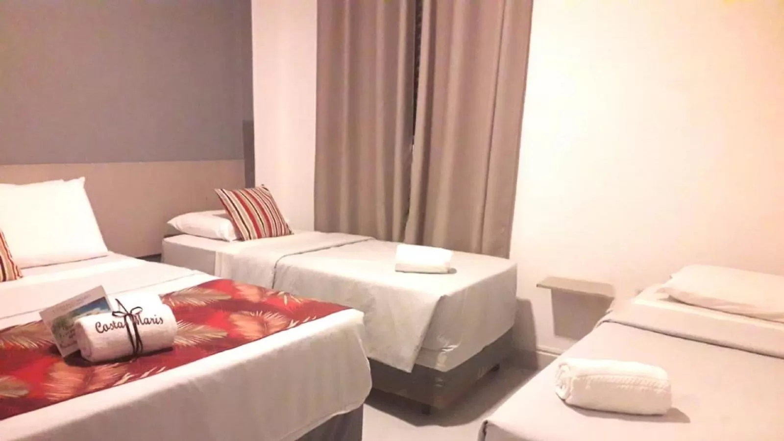 Bed in Costa Maris Beach Hotel Frente Mar