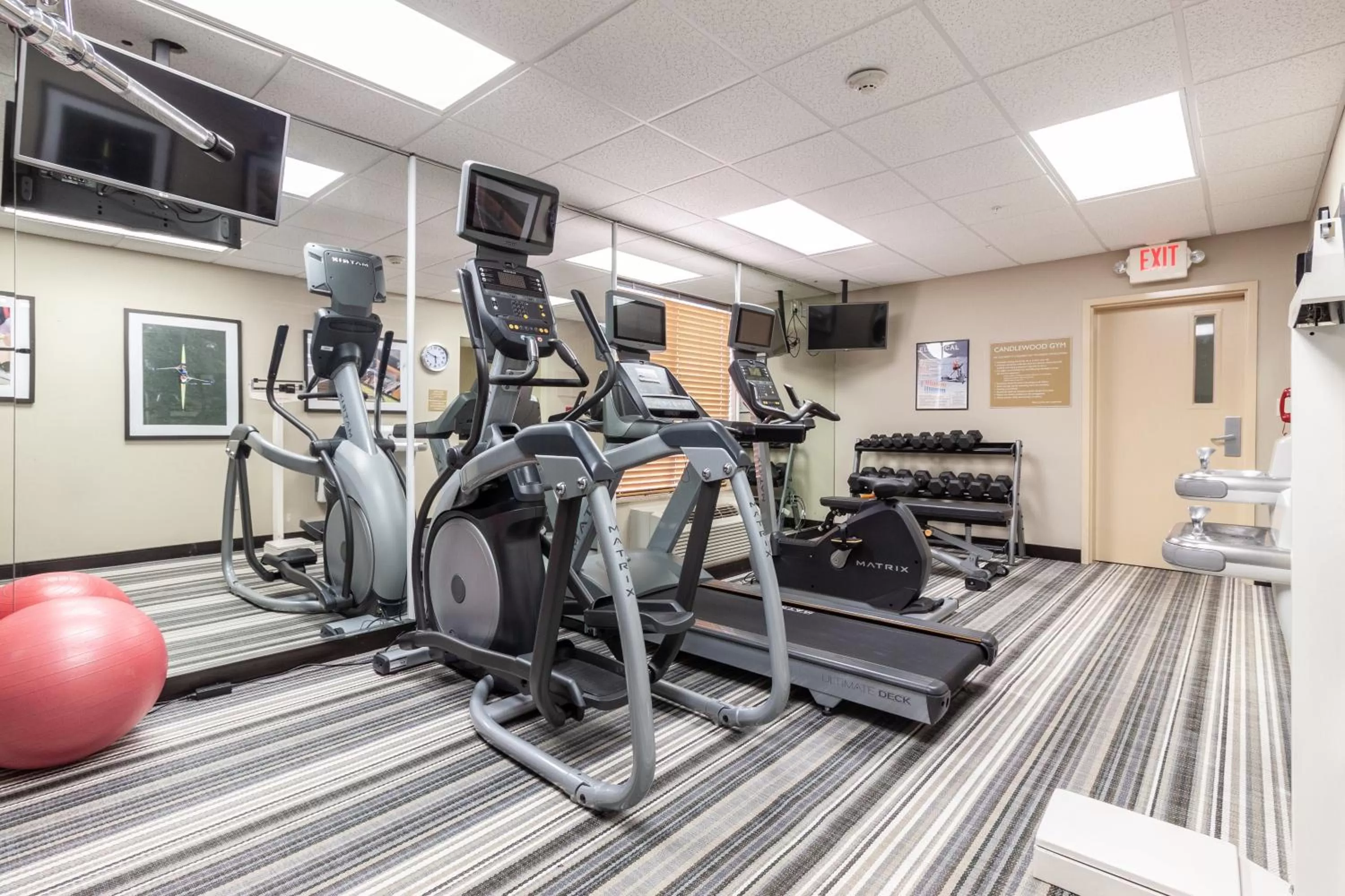 Spa and wellness centre/facilities in Candlewood Suites Lincoln by IHG