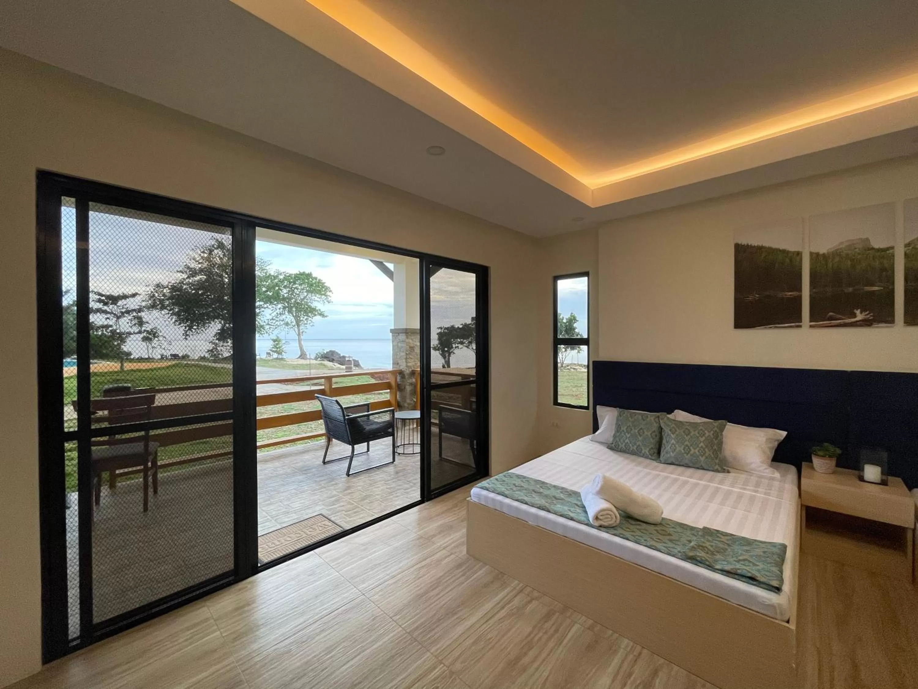 Bed in FIG Sunset View Resort