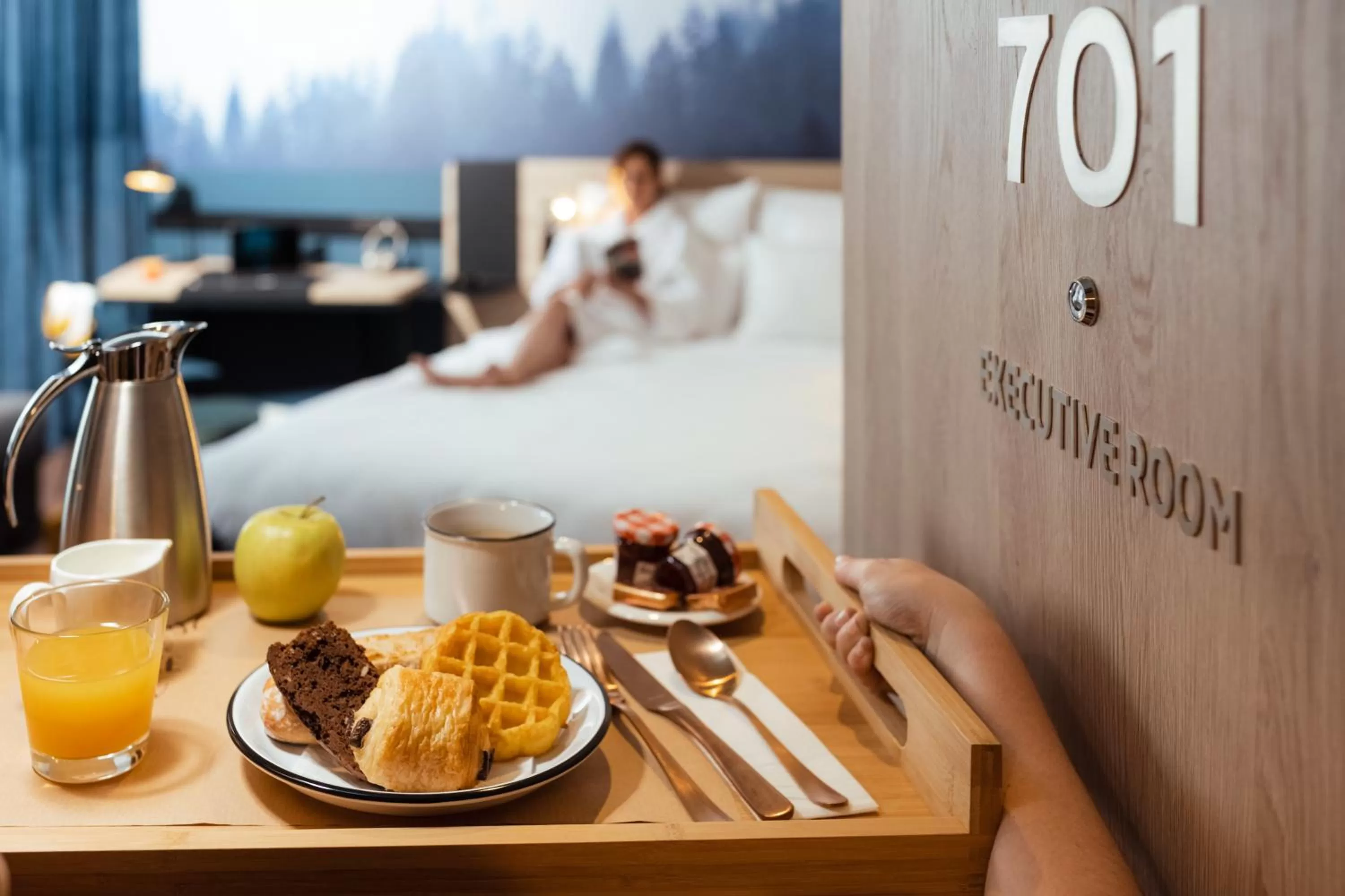 People, Bed in Novotel Annemasse Centre - Porte de Genève