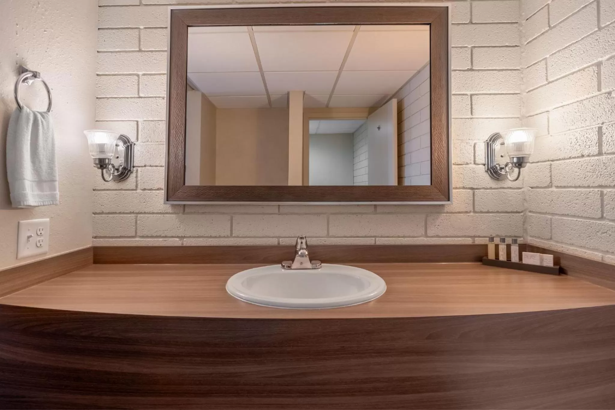 Bathroom in El Rancho Hotel