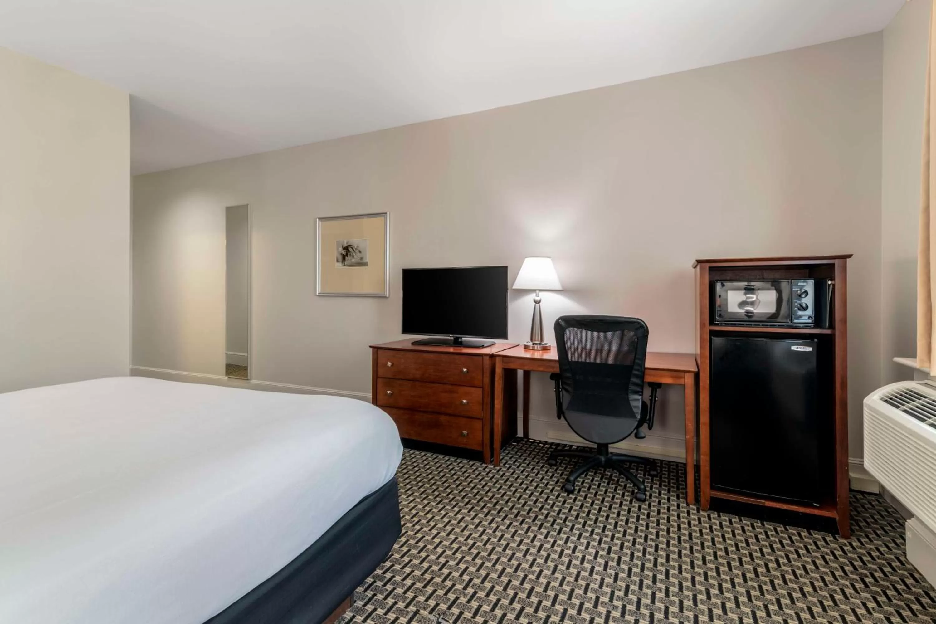 Bedroom, Bed in Best Western Plus Brunswick Bath