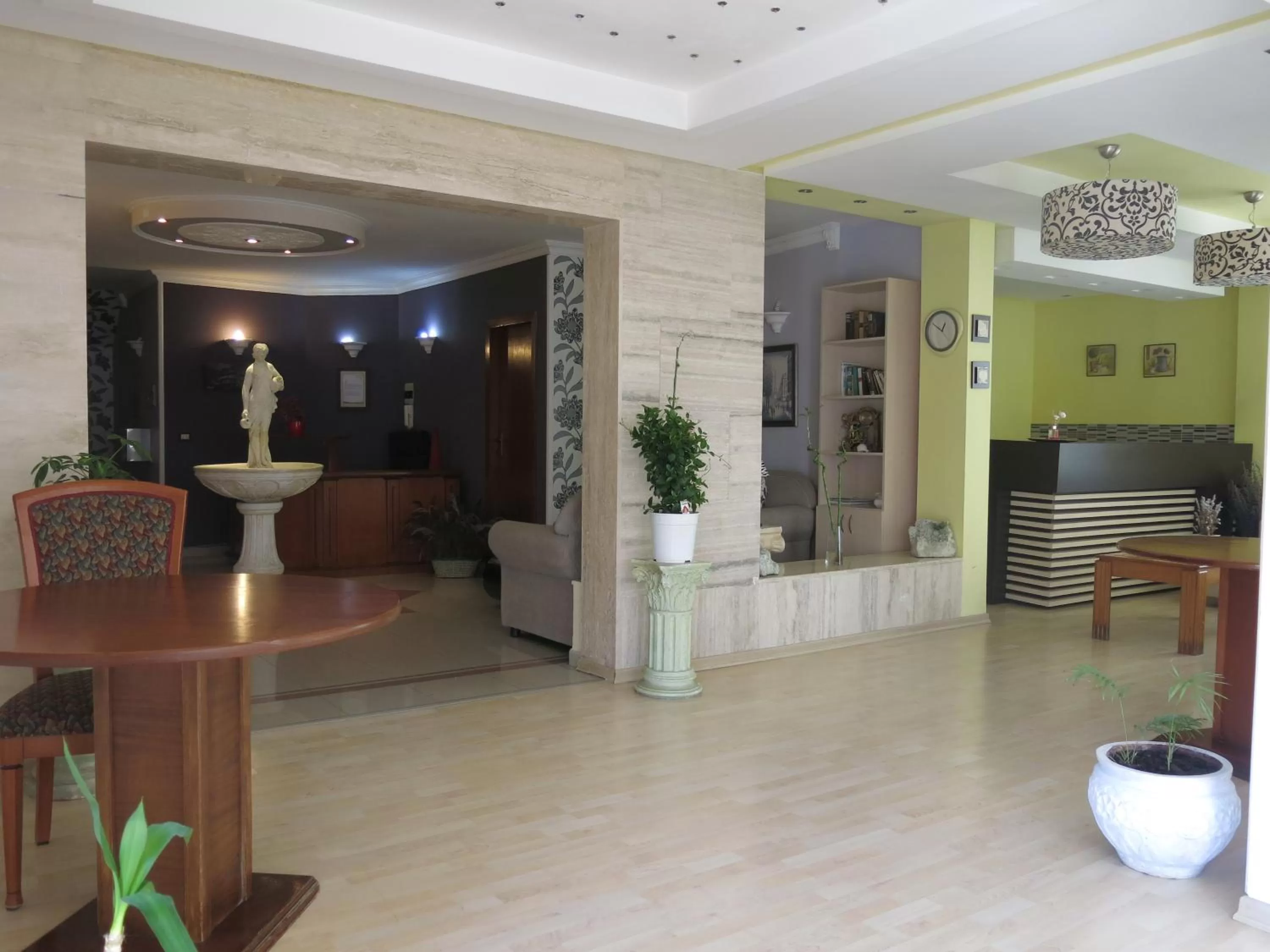 Area and facilities, Lobby/Reception in Hotel Lido
