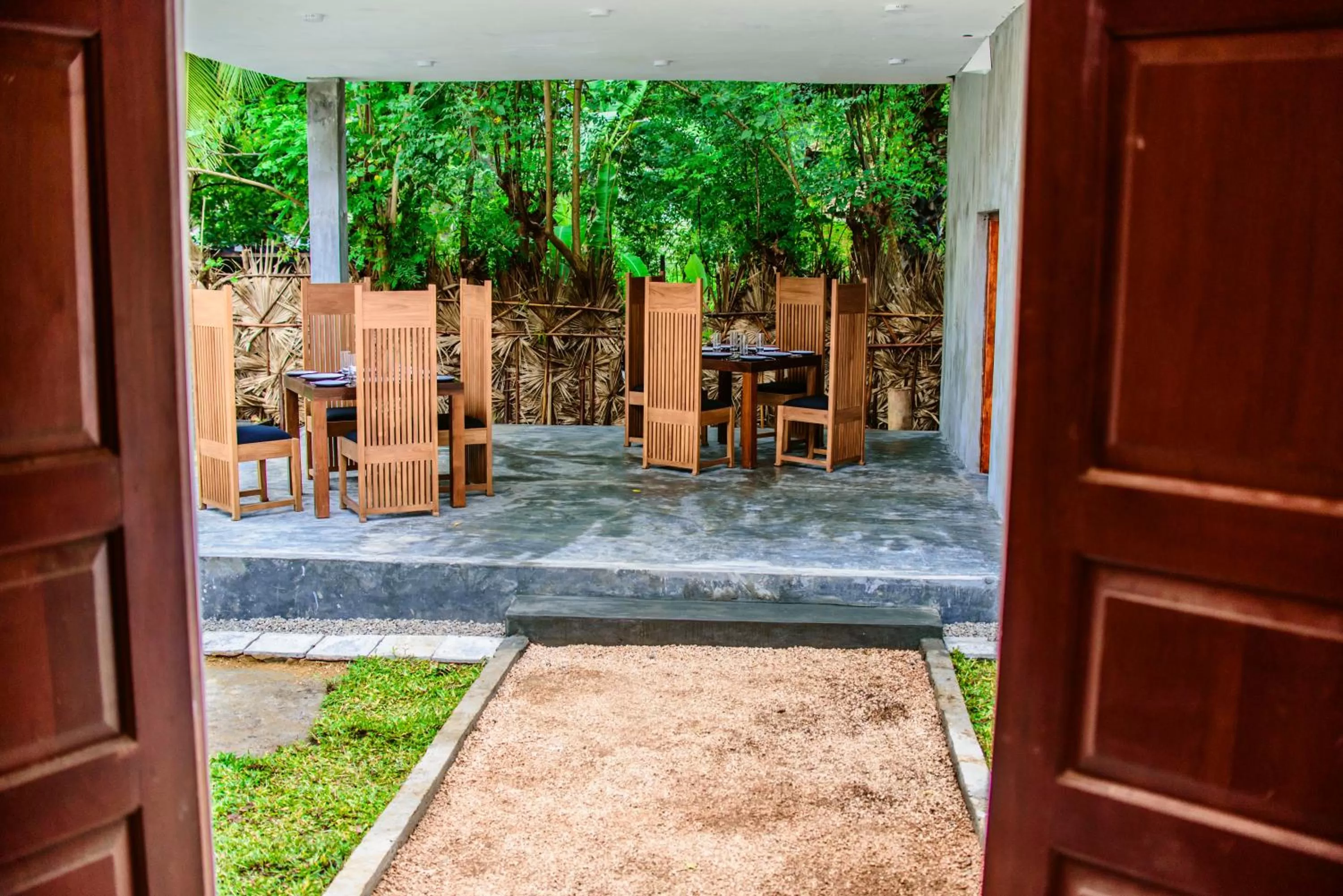 Dining area in Thambu Illam