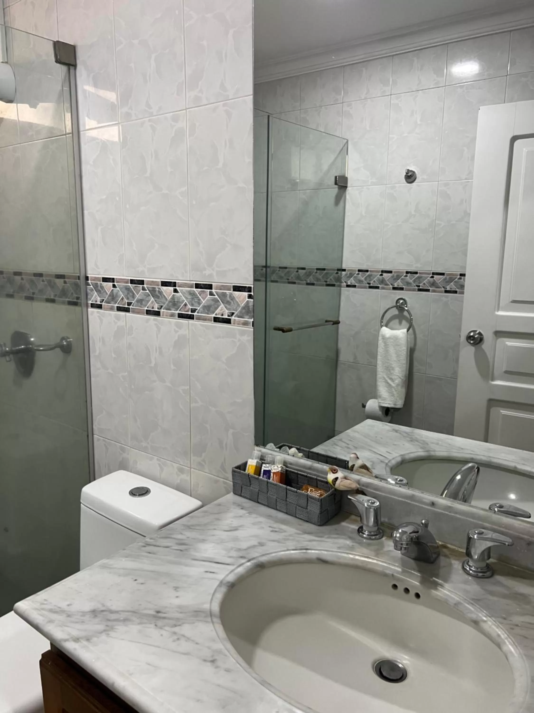Shower, Bathroom in Hotel Boutique CASA CHUNUU Santa Marta