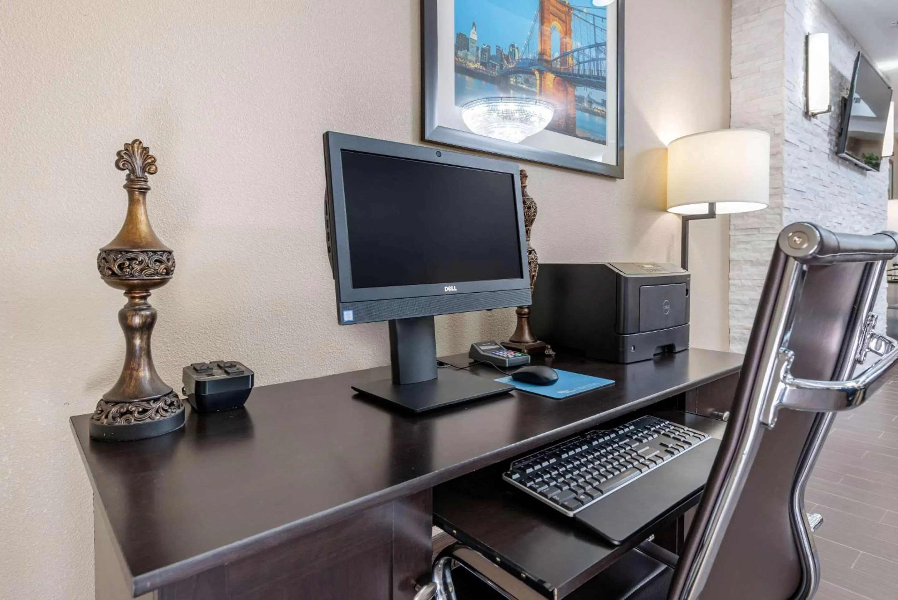 Business facilities in Holiday Inn Express & Suites Hebron - Cincinnati Airport by IHG