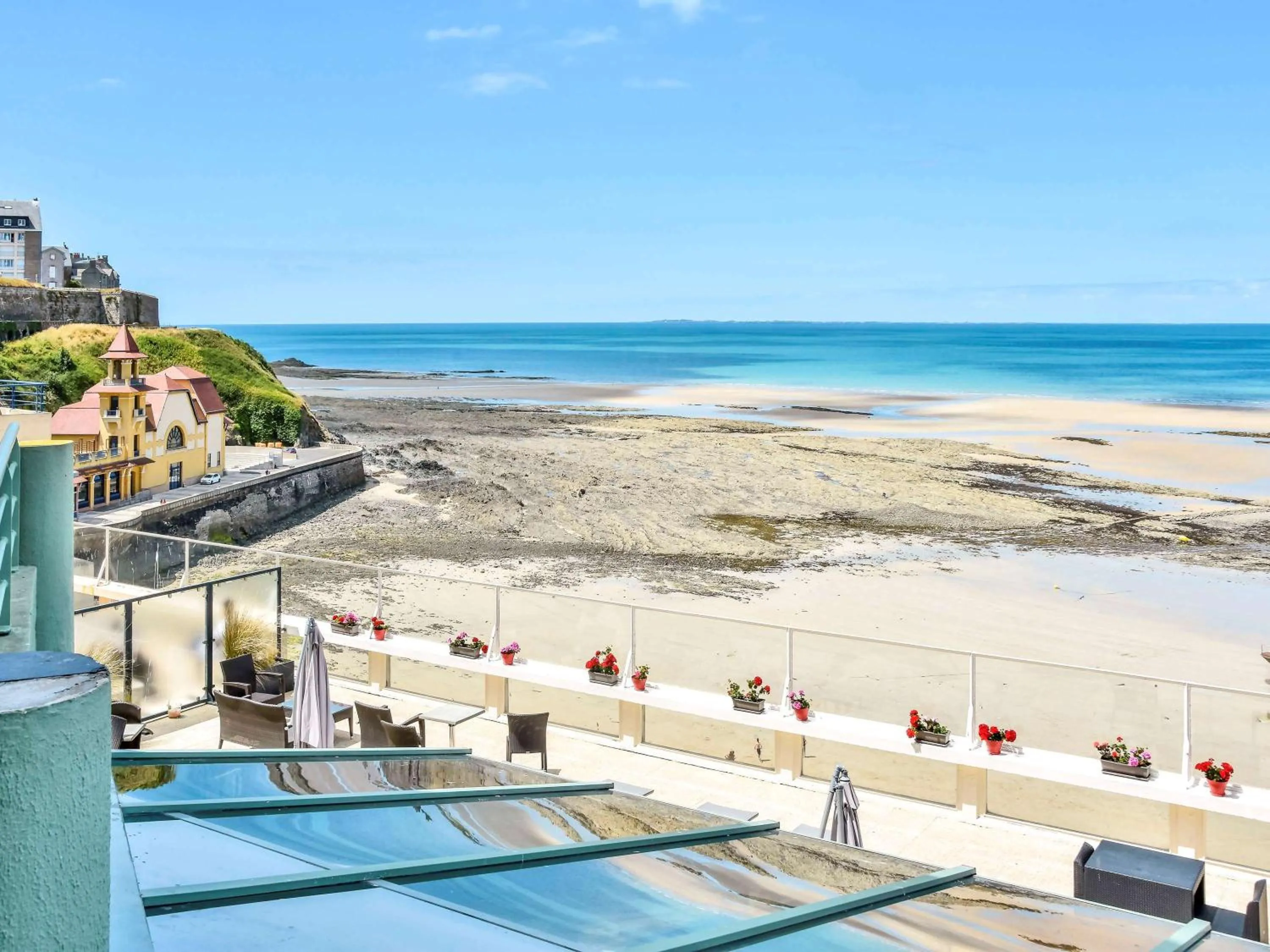 Property building in Mercure Granville Le Grand Large