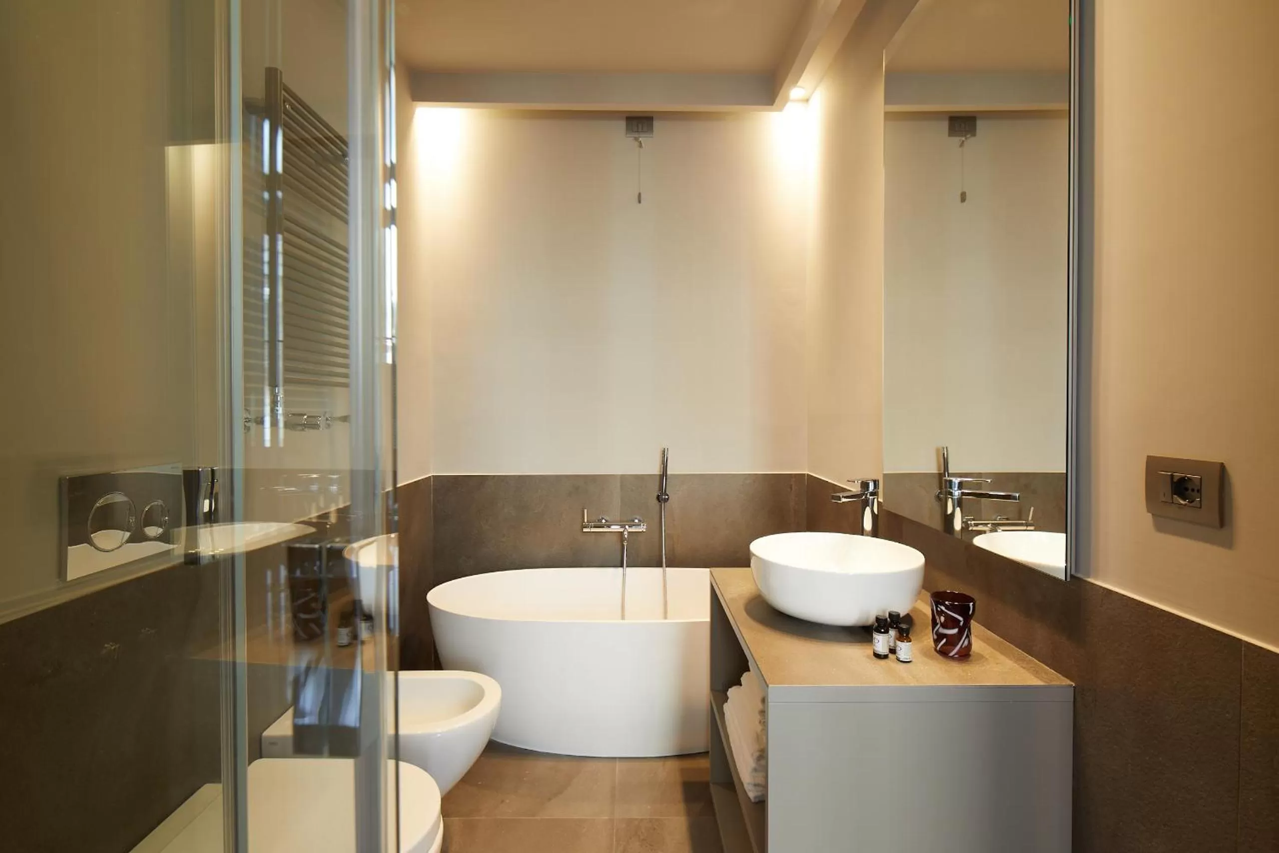 Bathroom in Hotel Dei Dragomanni